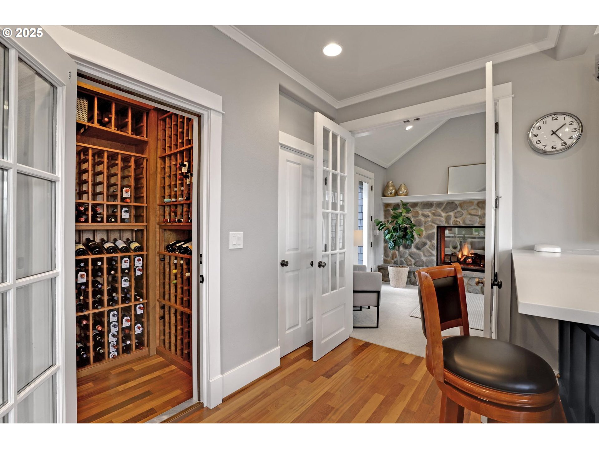 8711 NW TERRACEVIEW CT