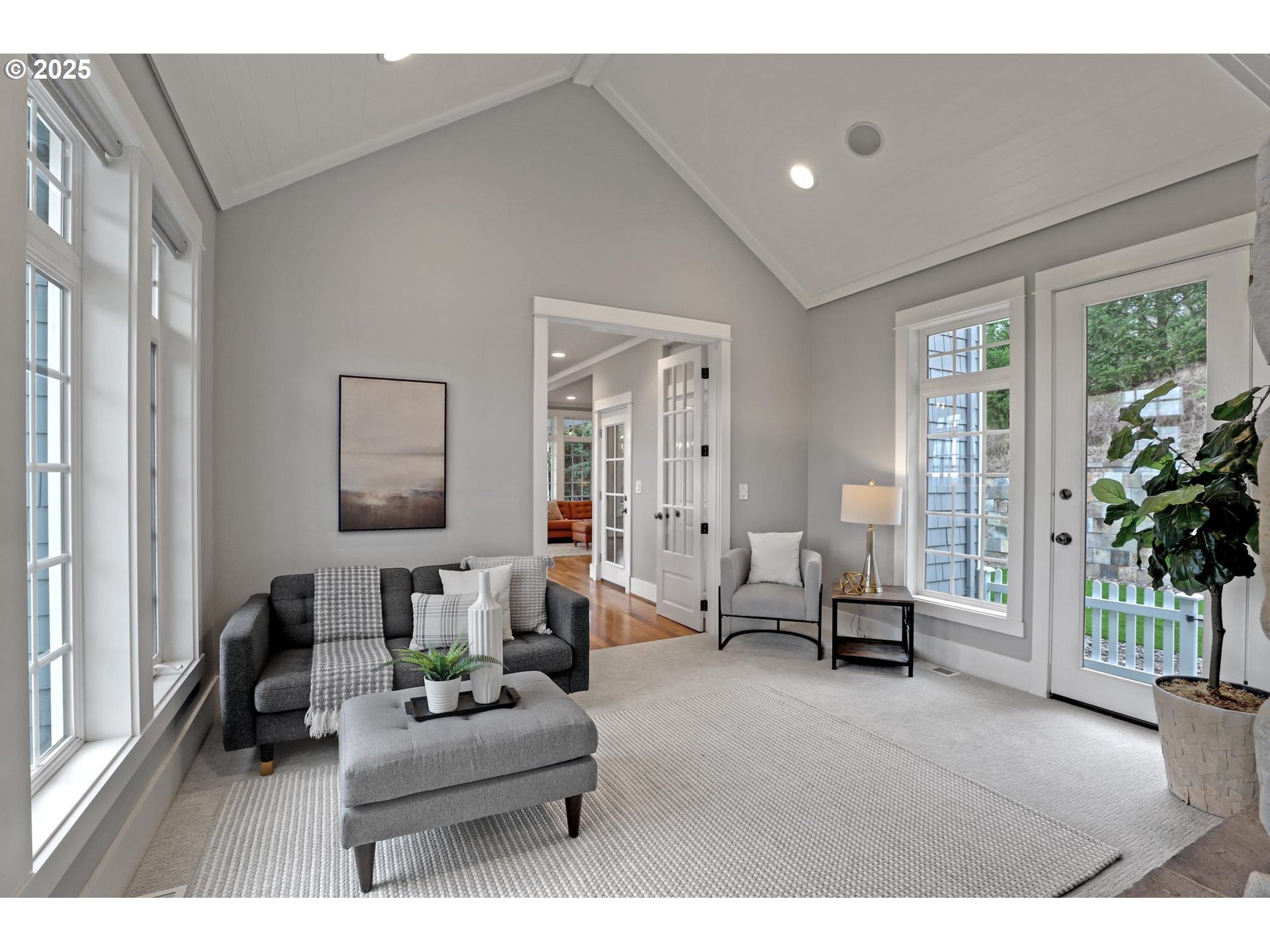 8711 NW TERRACEVIEW CT