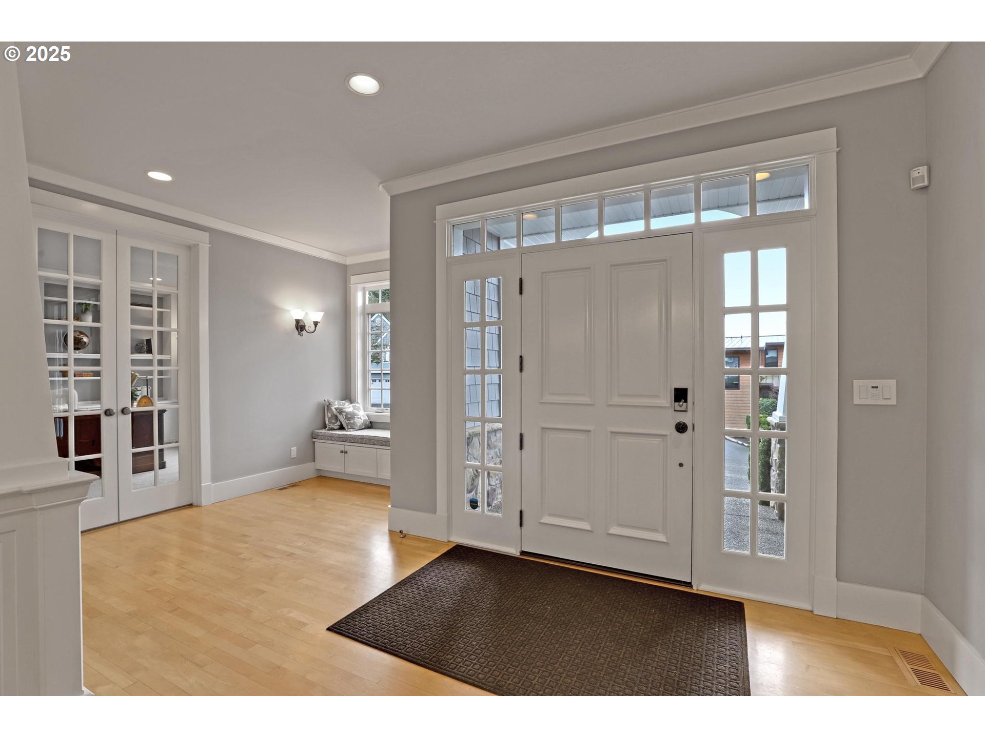 8711 NW TERRACEVIEW CT