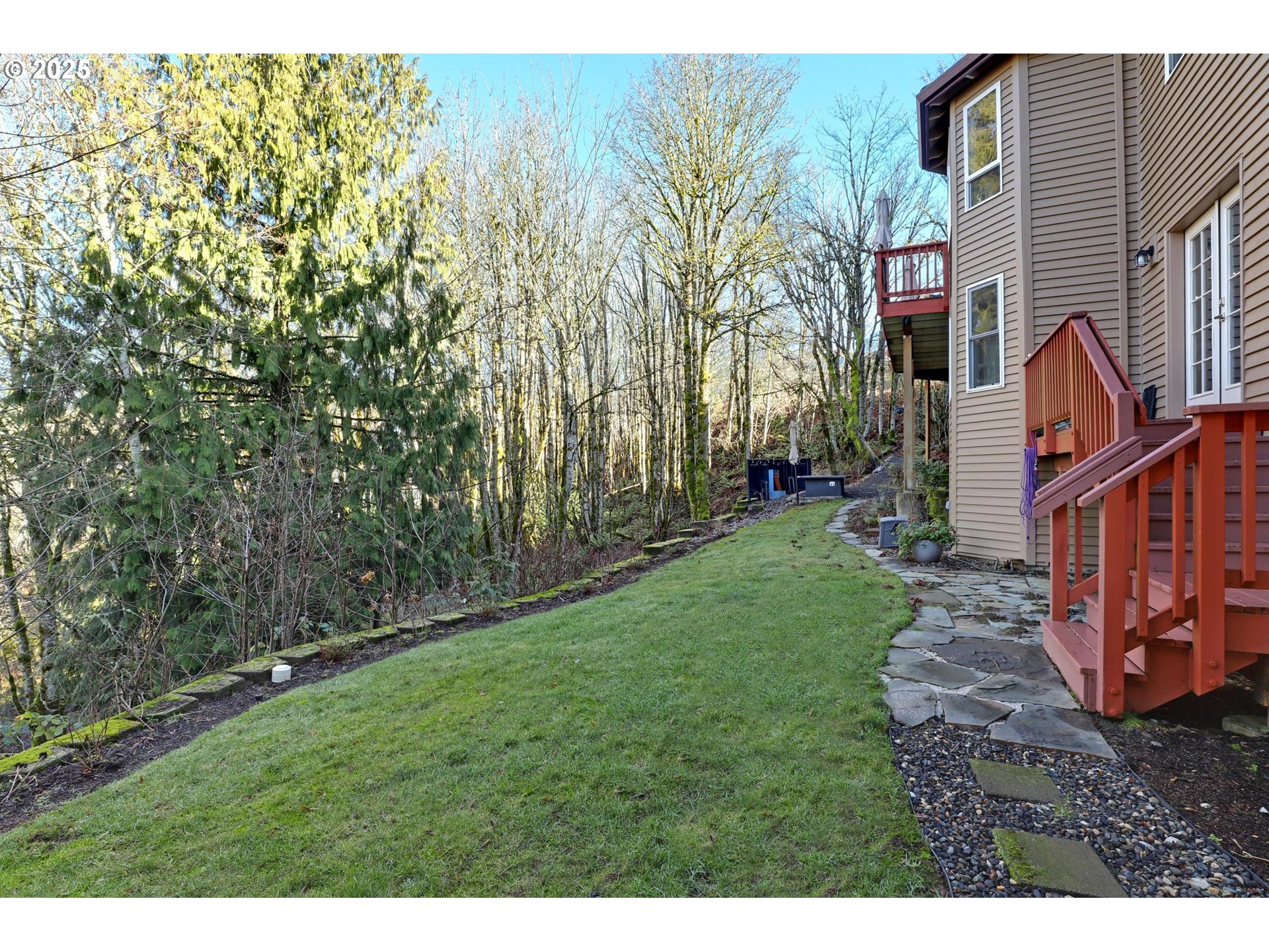 8033 NW HAZELTINE ST