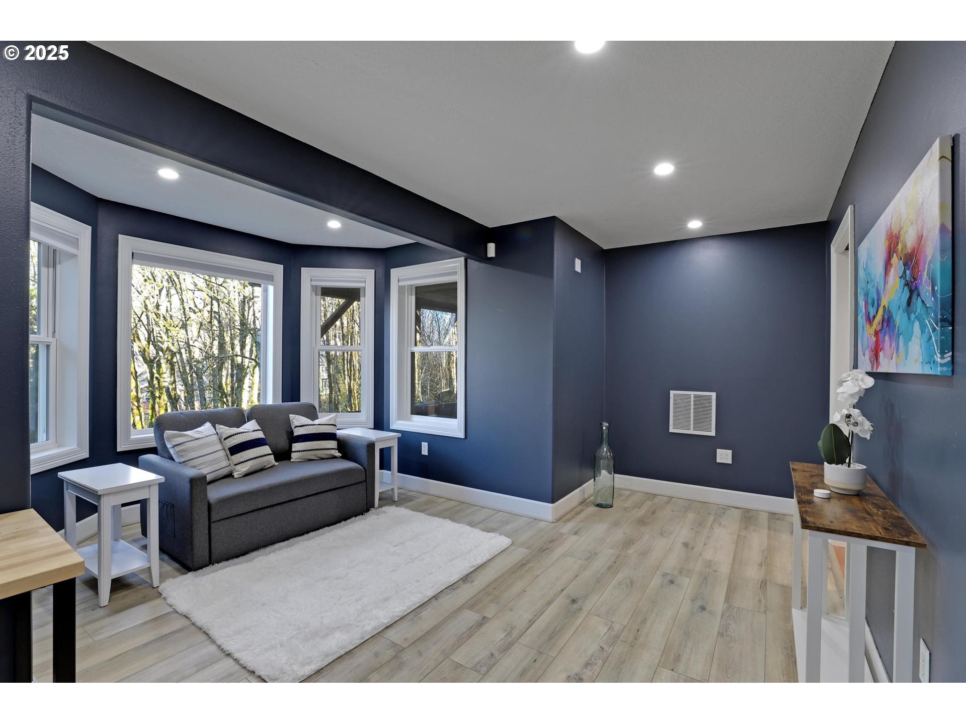 8033 NW HAZELTINE ST