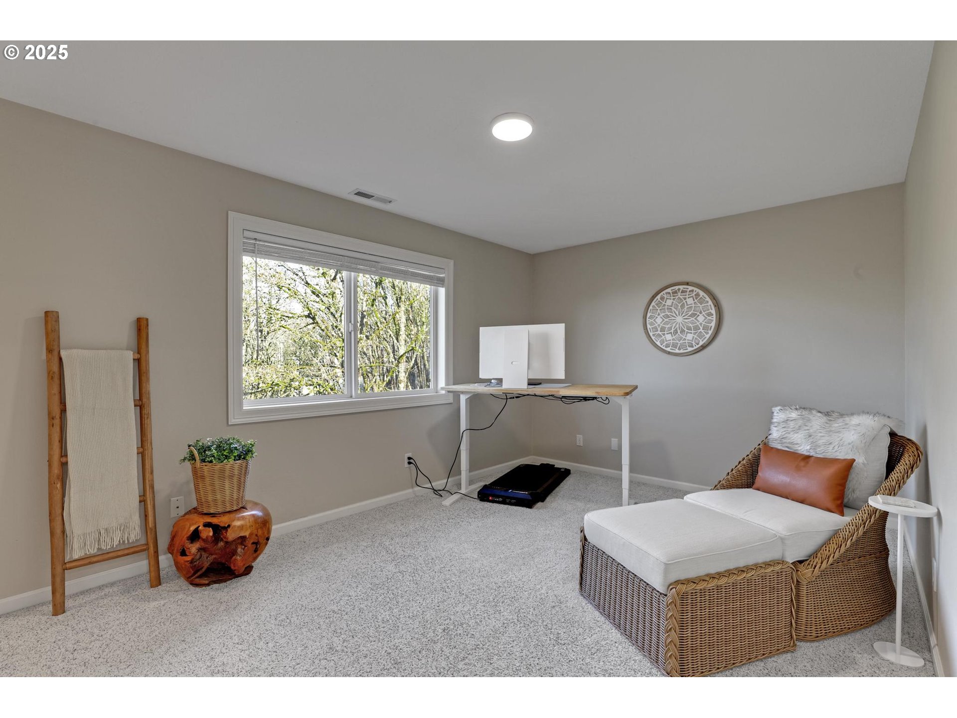 8033 NW HAZELTINE ST