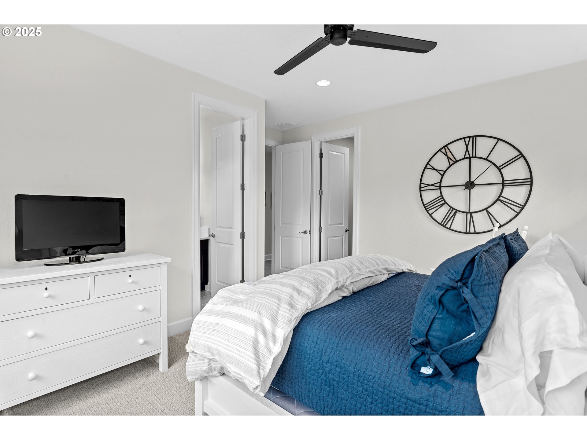 27165 SW BLUE MEADOW LN