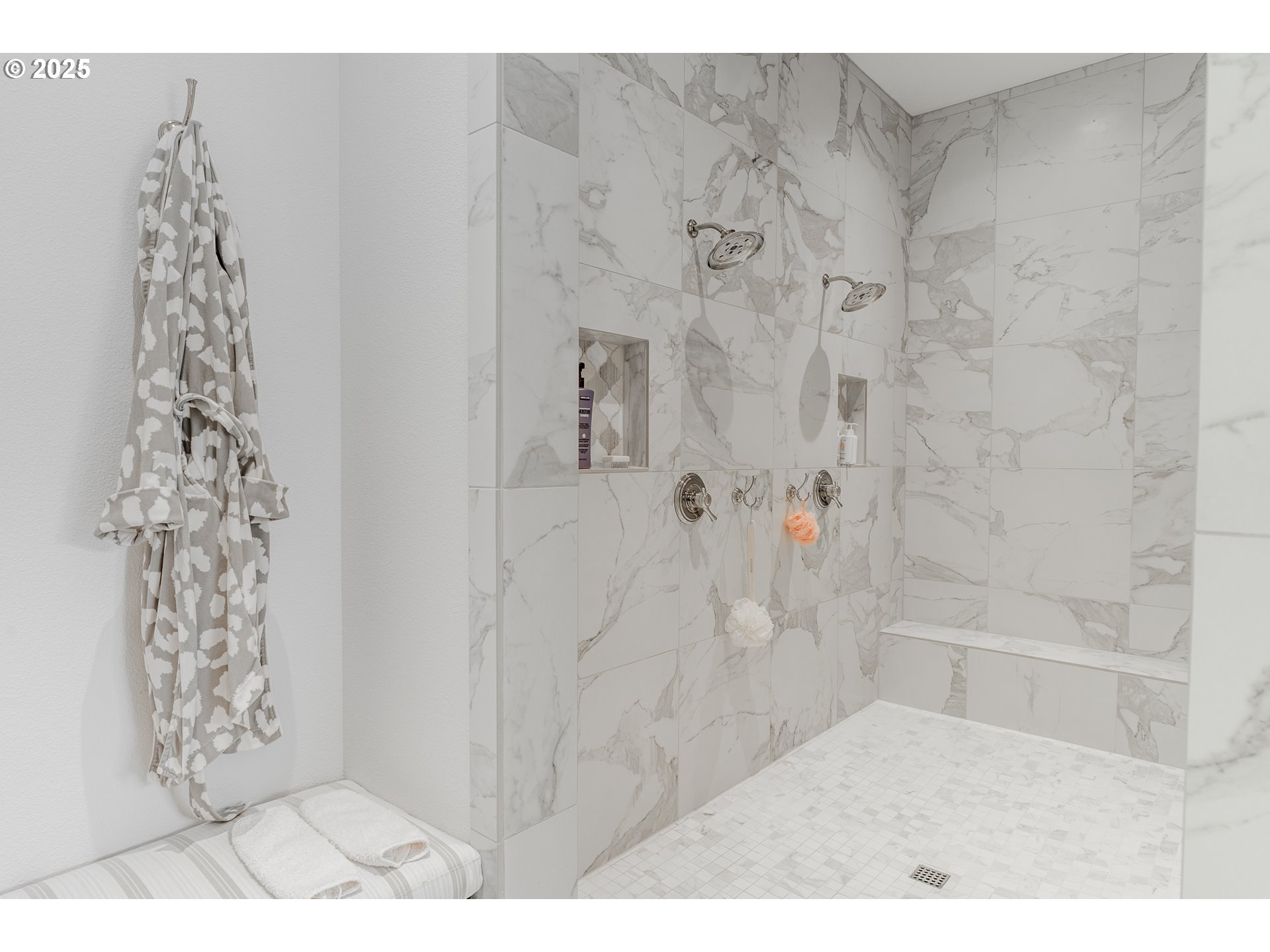 27165 SW BLUE MEADOW LN