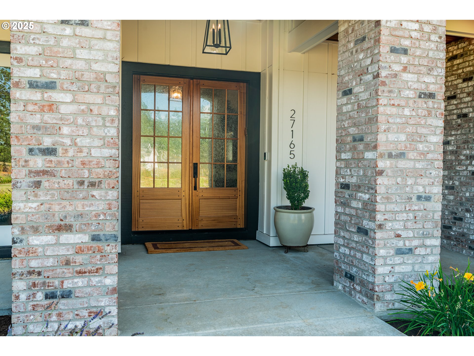 27165 SW BLUE MEADOW LN