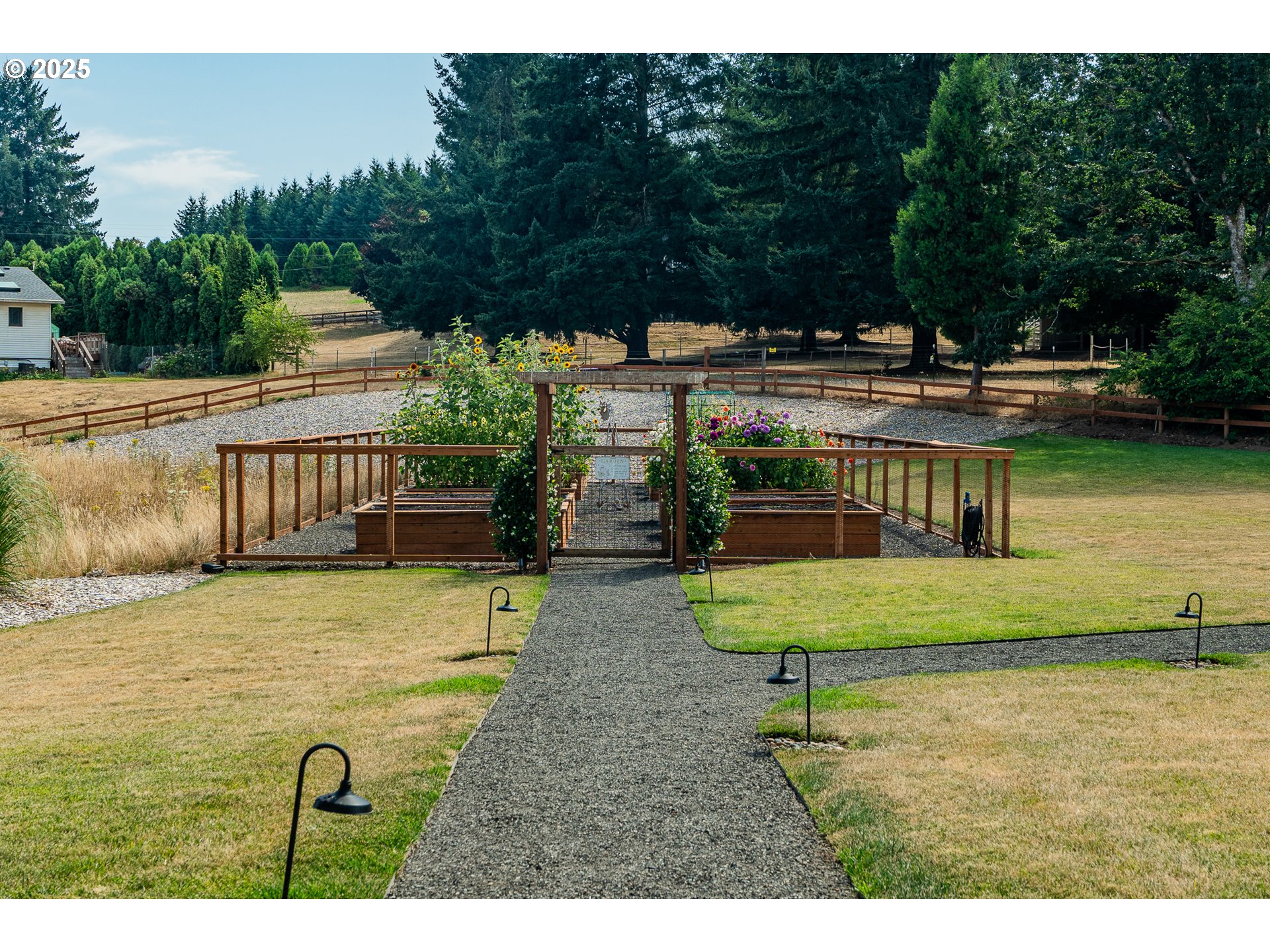 27165 SW BLUE MEADOW LN