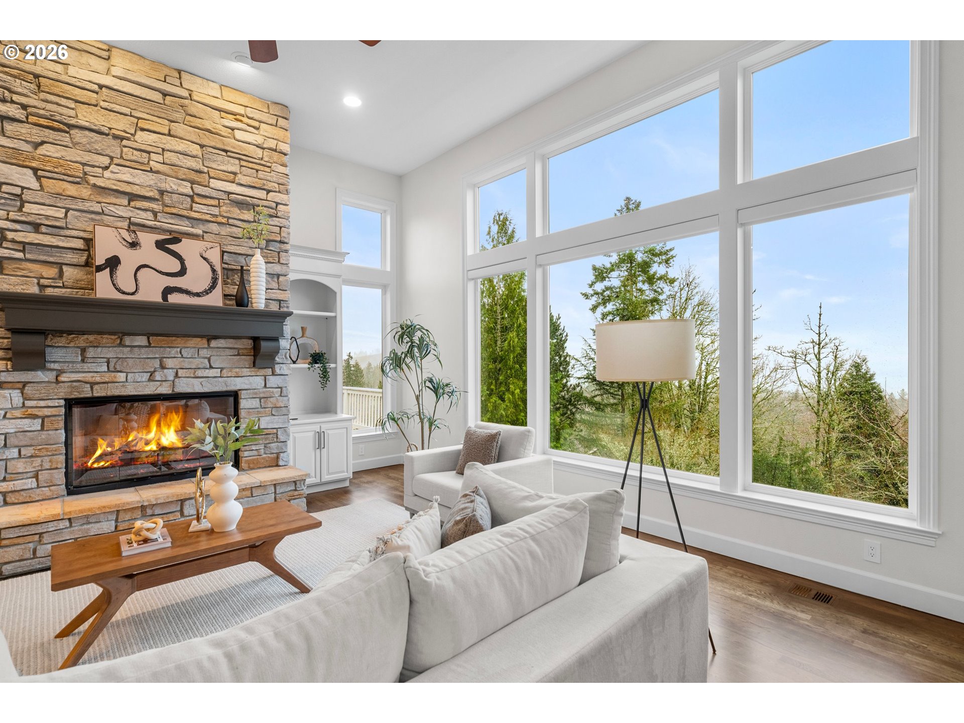 1811 NW CEDAR RIDGE DR