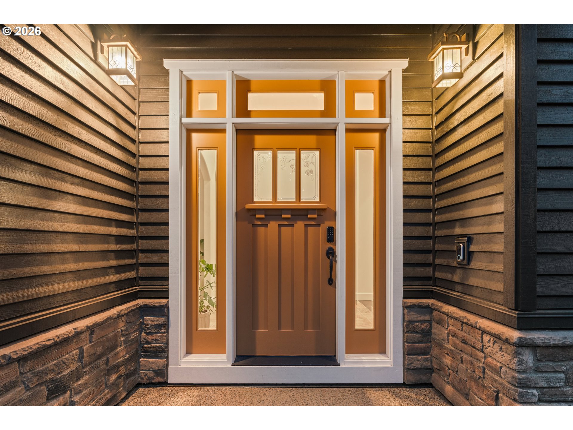 1811 NW CEDAR RIDGE DR