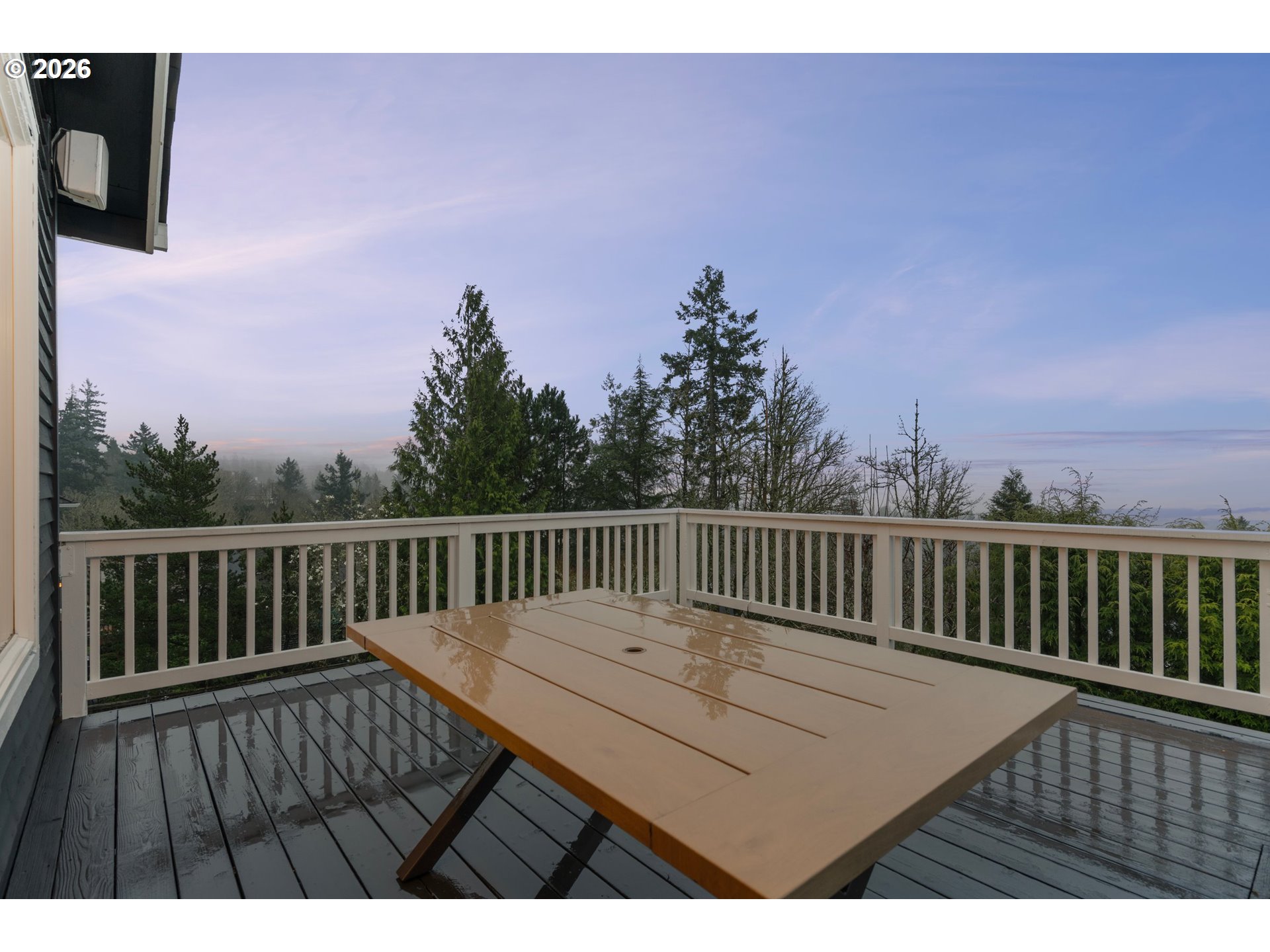 1811 NW CEDAR RIDGE DR