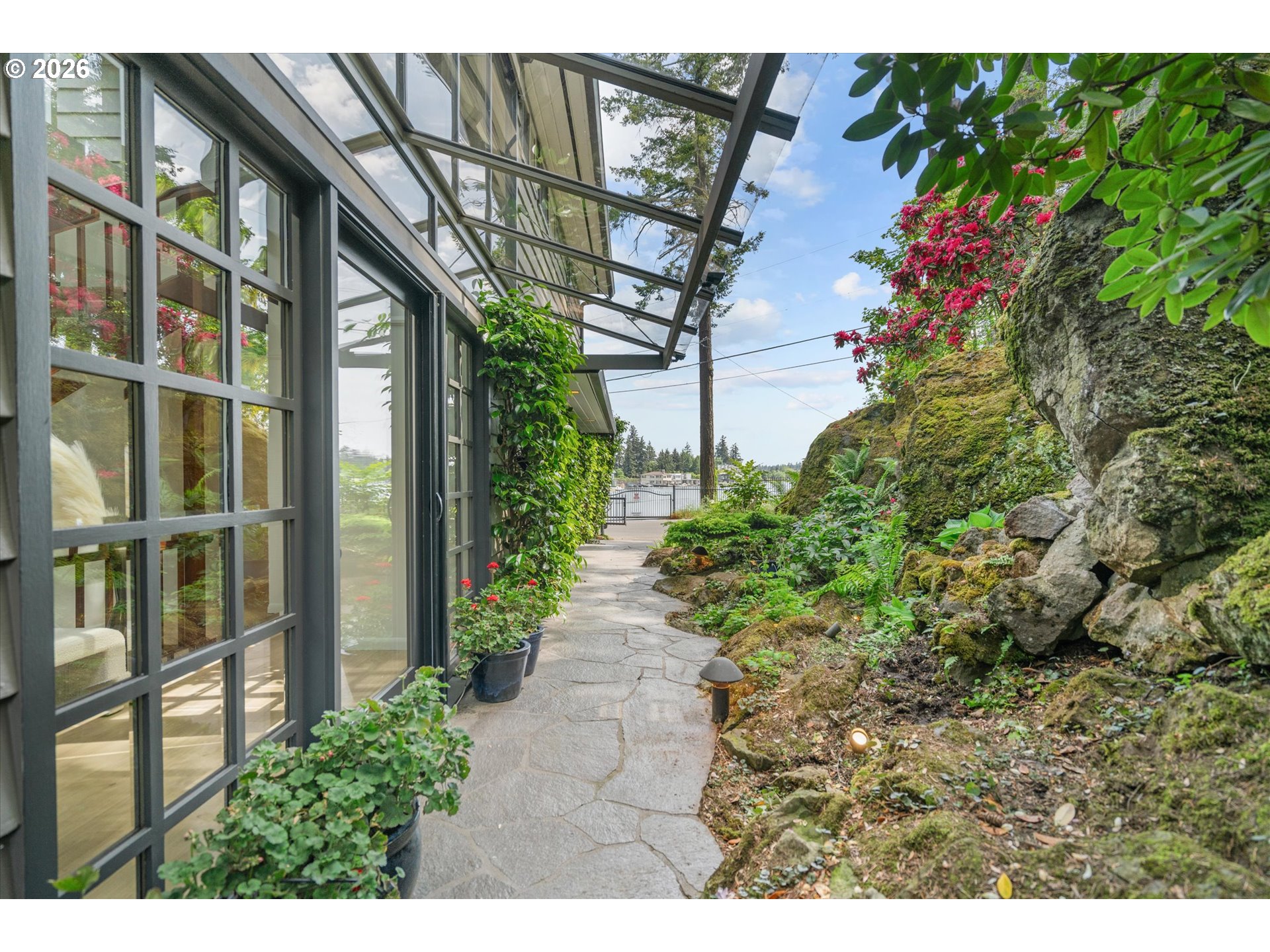 740 NORTHSHORE RD