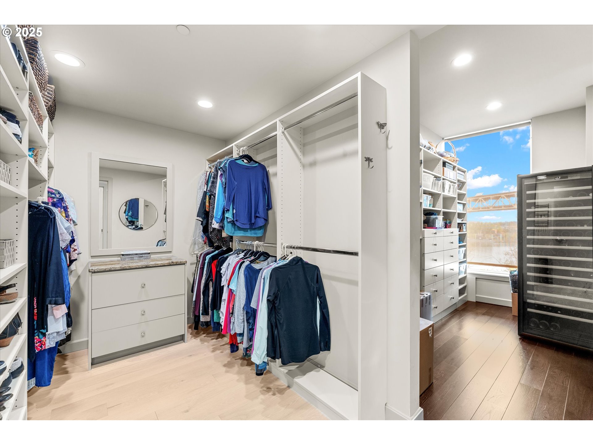 1900 S RIVER DR N402