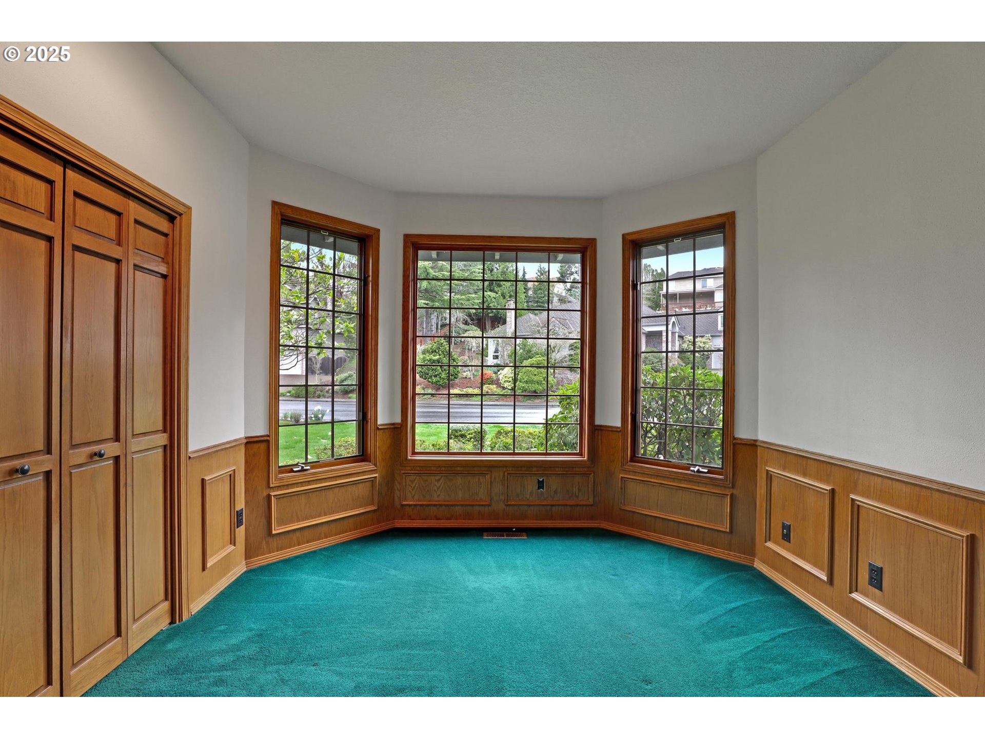 12720 NW CREEKSIDE DR