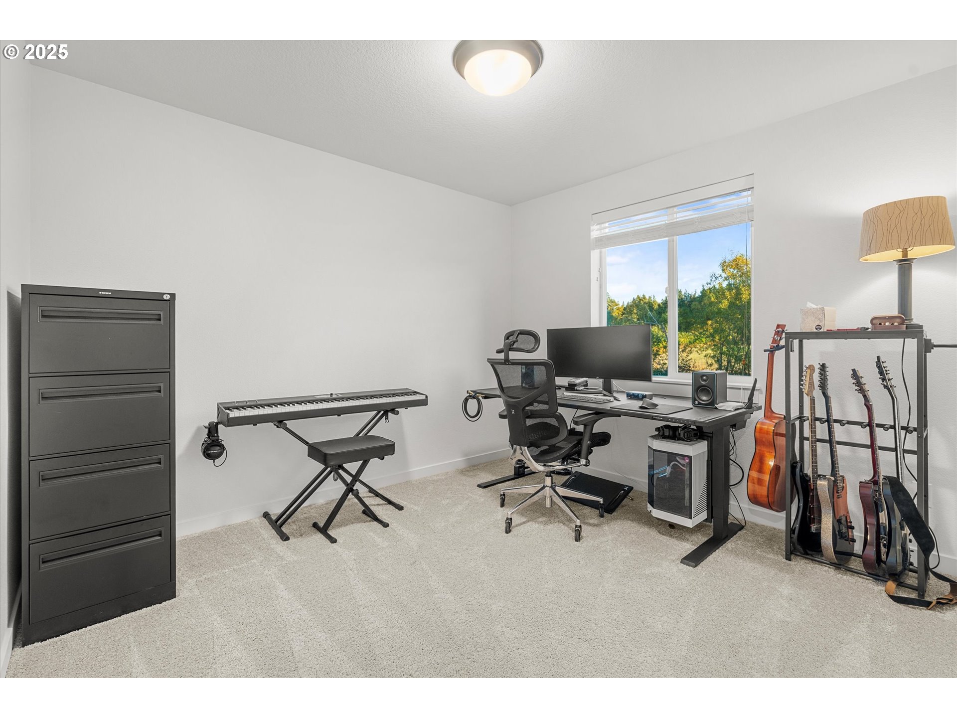 422 NE TIMBERLINE ST