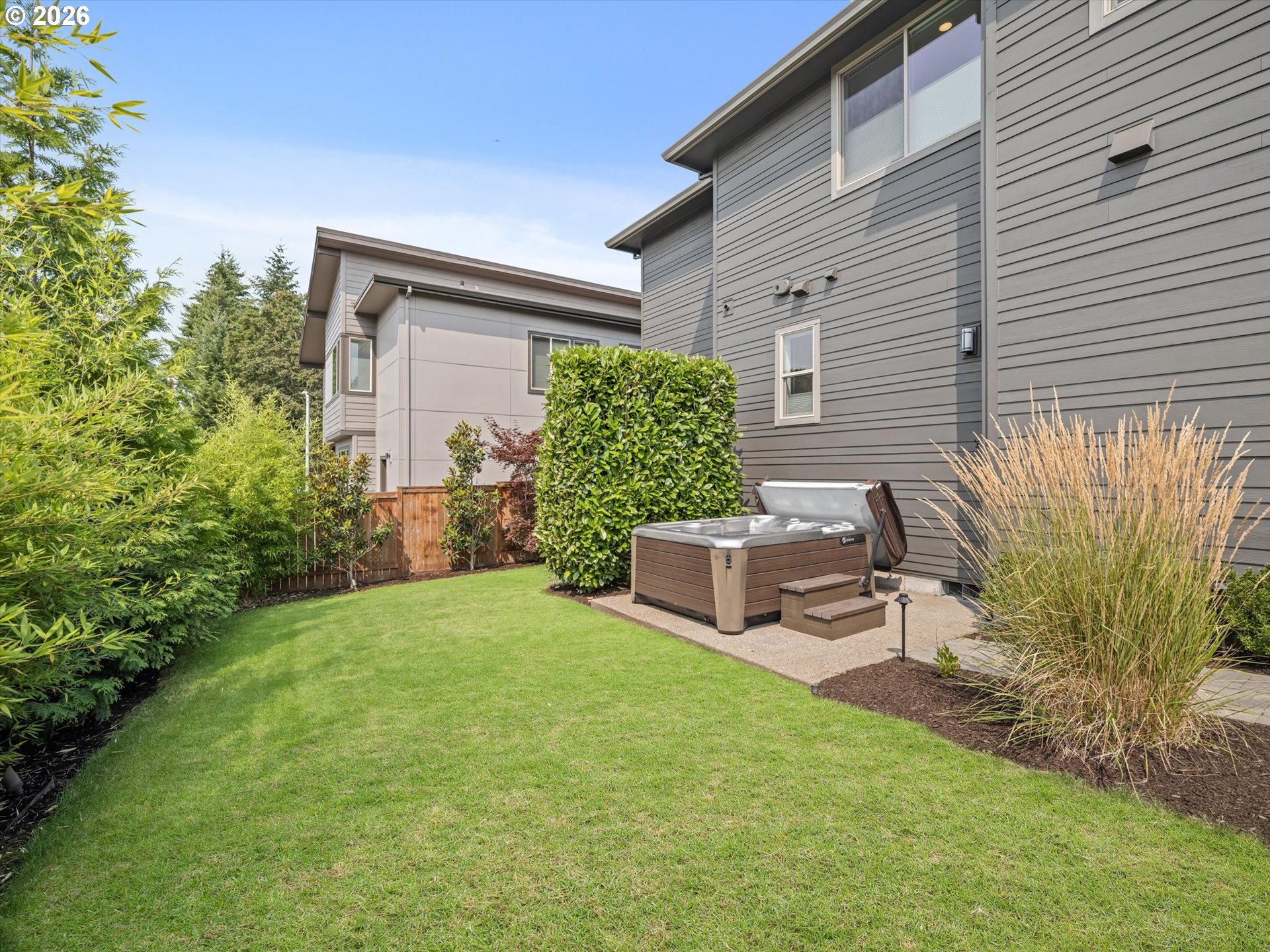 12061 NW LEVI LN