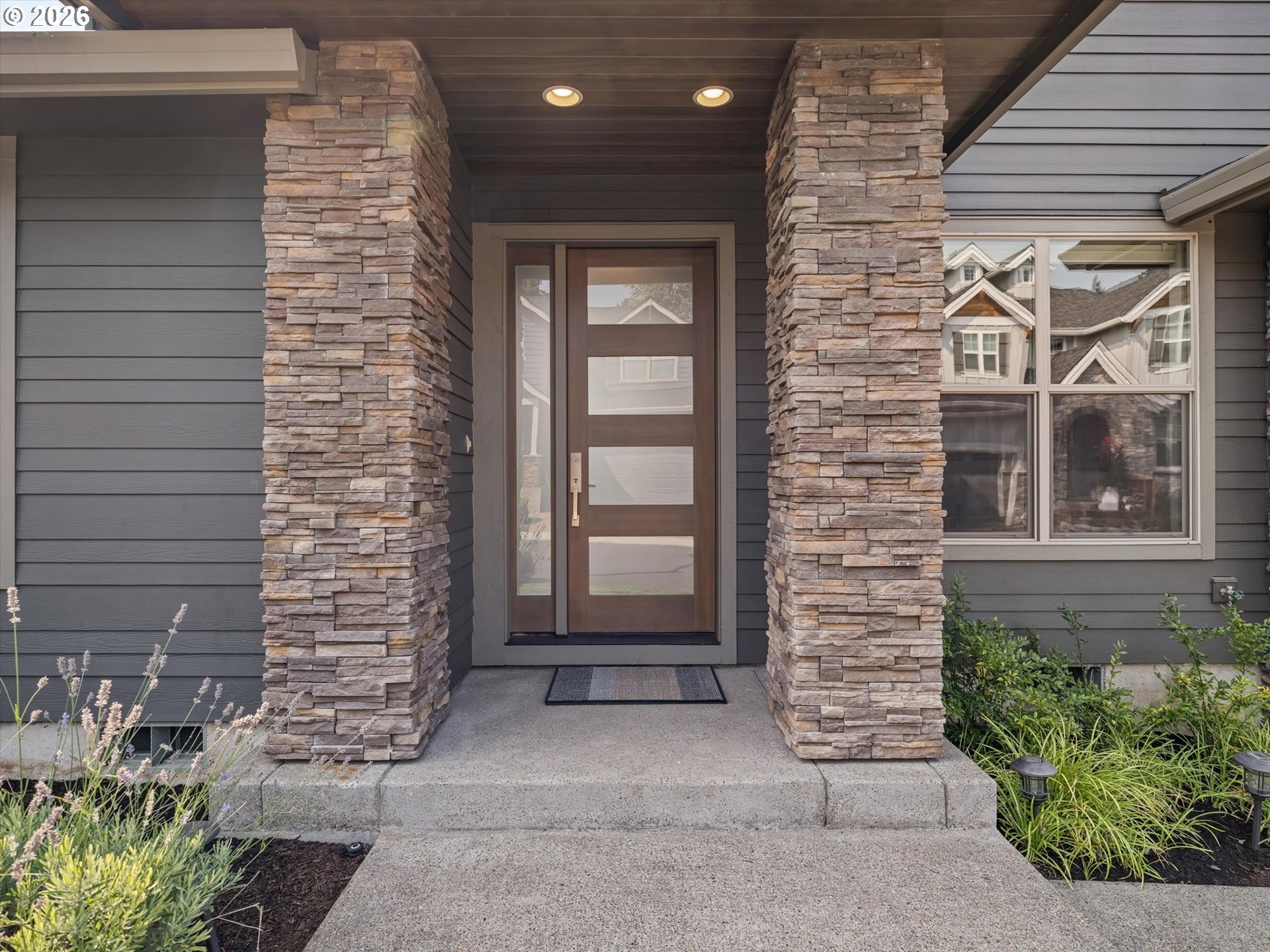 12061 NW LEVI LN