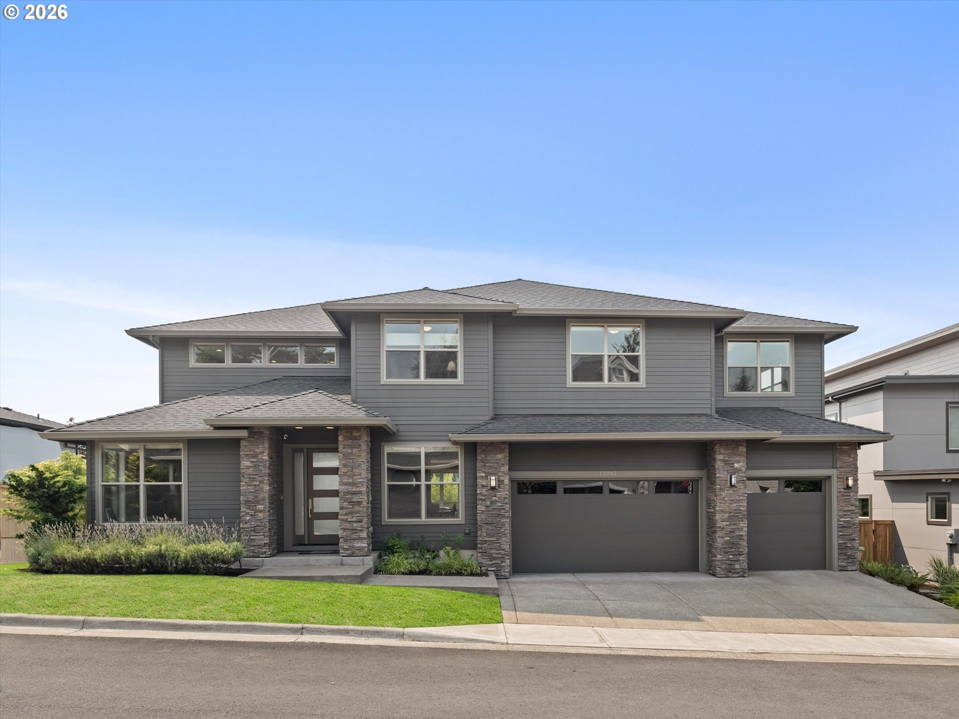 12061 NW LEVI LN