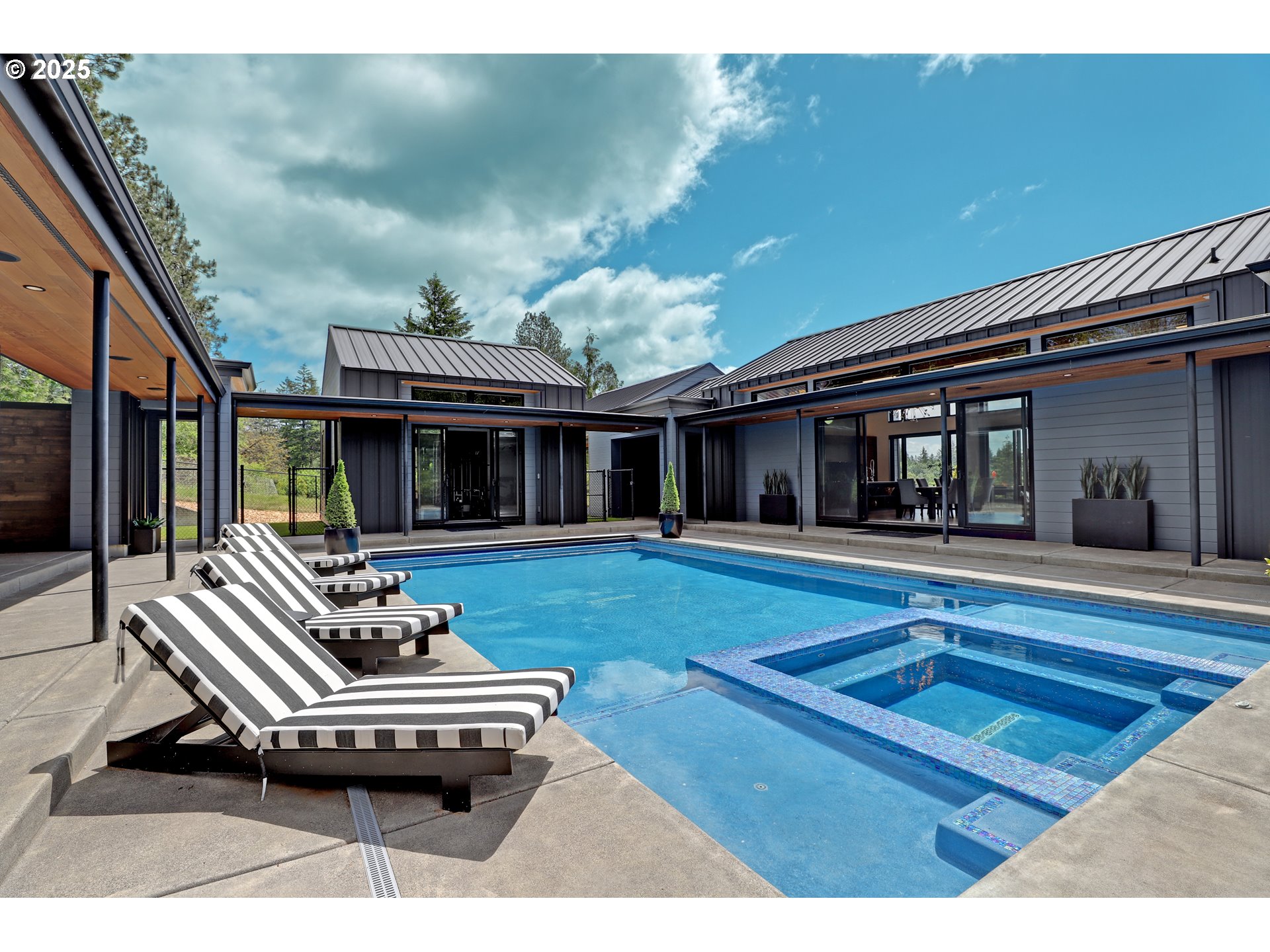 11440 NW ROCK CREEK RD