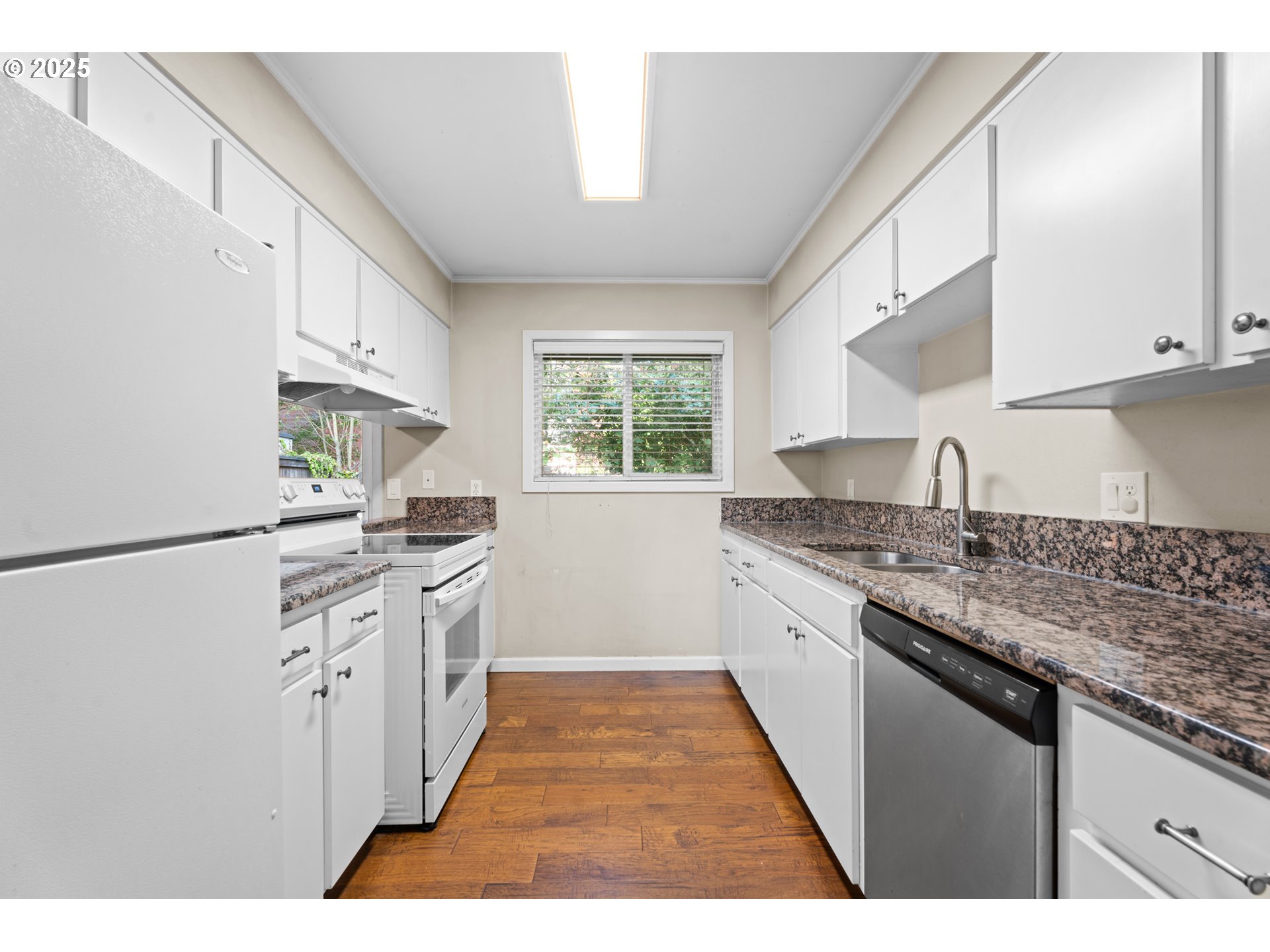 11255 SW SPRINGWOOD DR