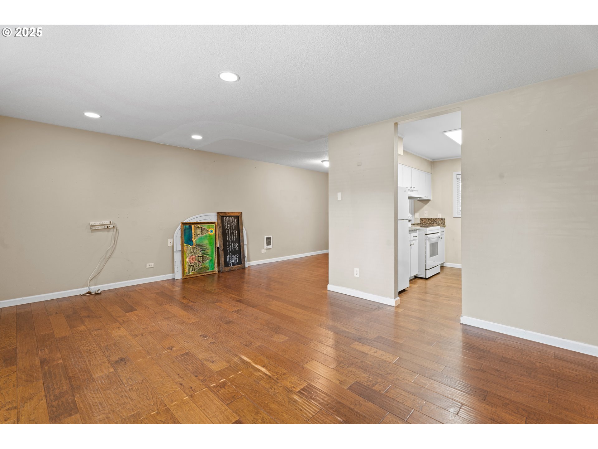 11255 SW SPRINGWOOD DR