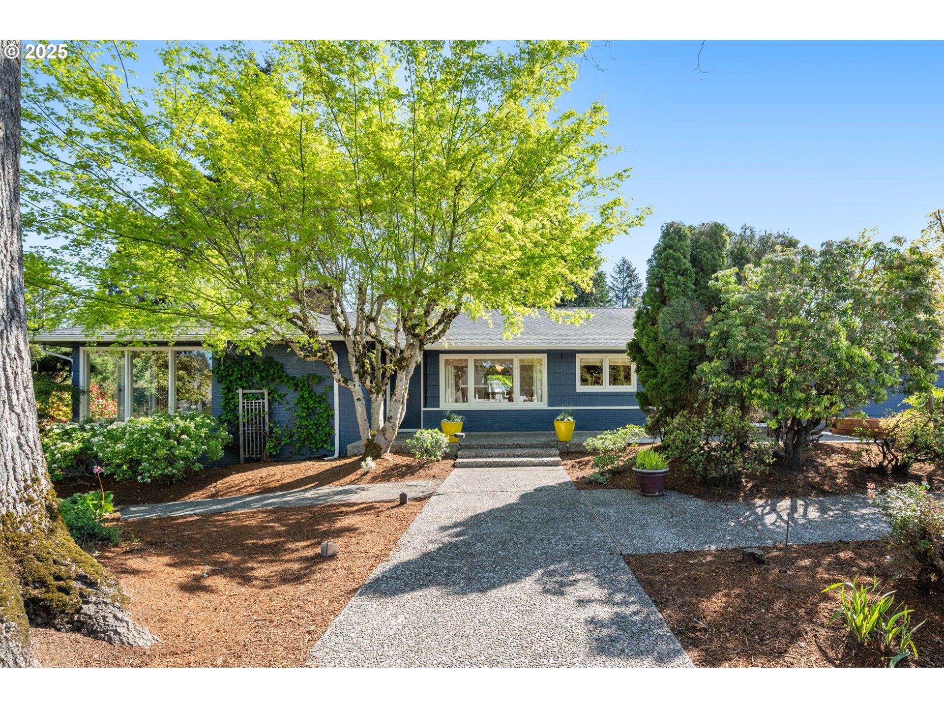 8375 SW CRESTWOOD LN