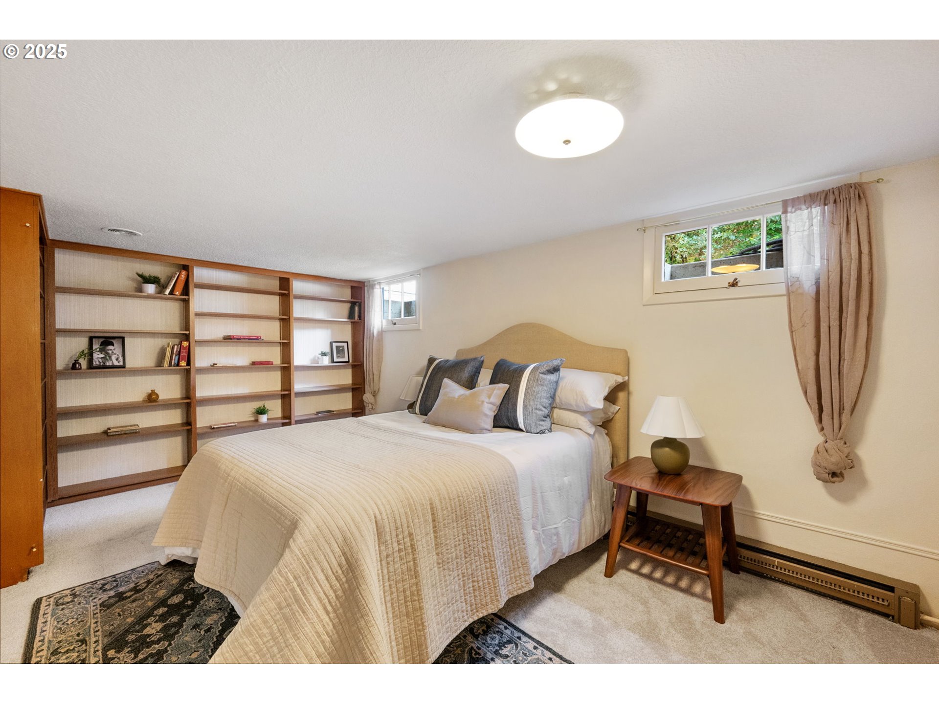 8375 SW CRESTWOOD LN