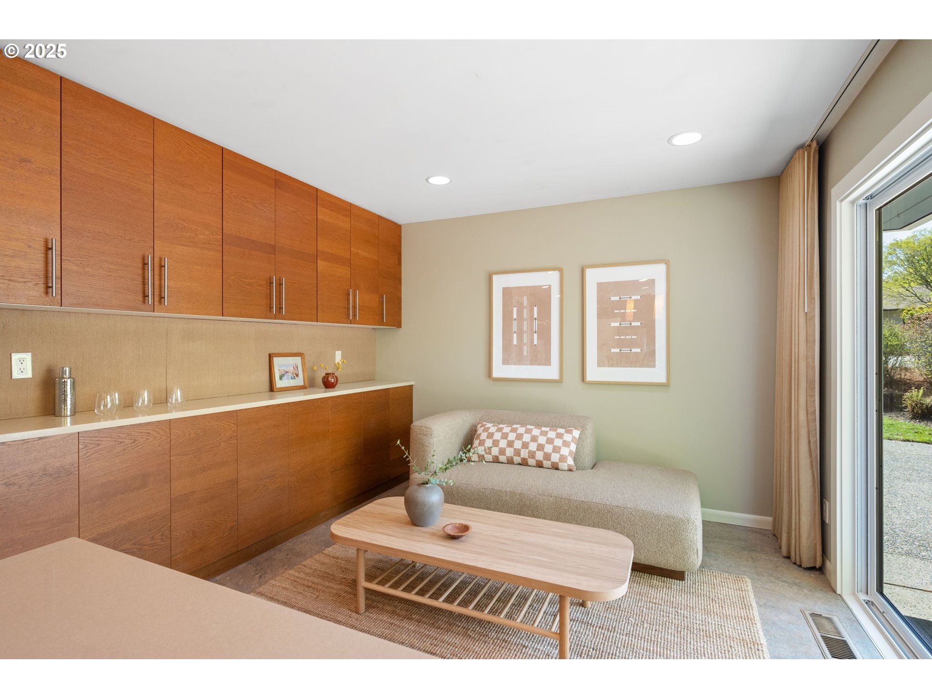 8375 SW CRESTWOOD LN