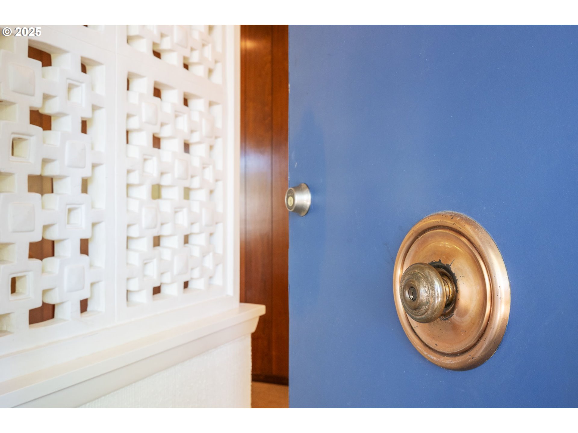 8375 SW CRESTWOOD LN