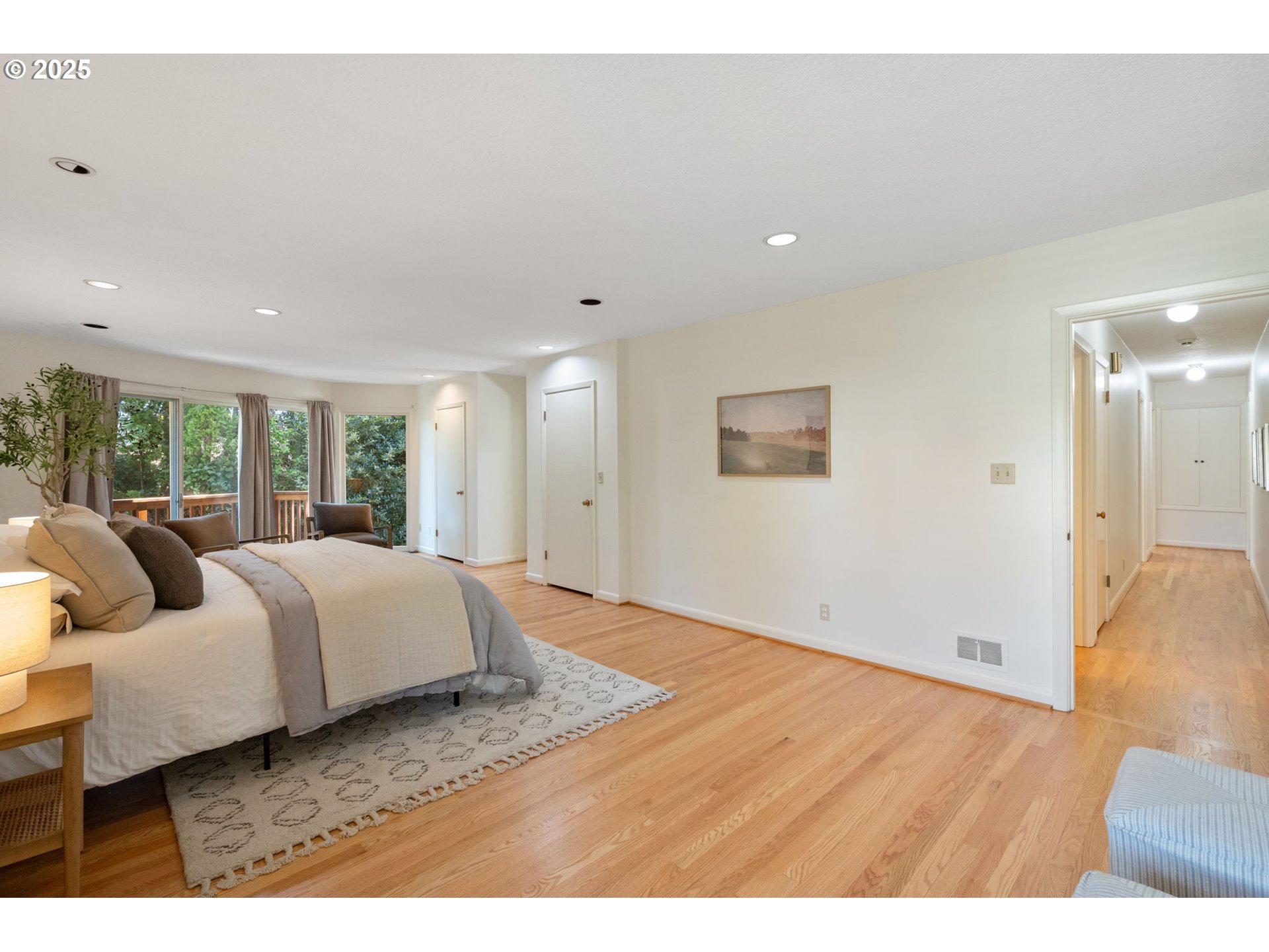 8375 SW CRESTWOOD LN