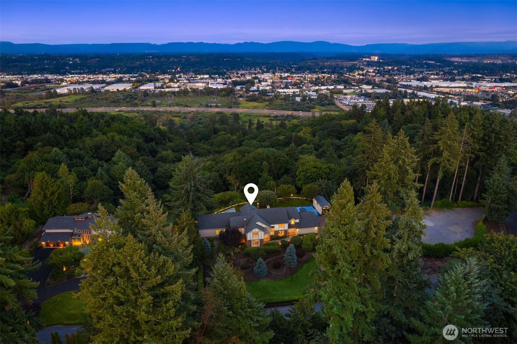 412 Hi Crest Drive