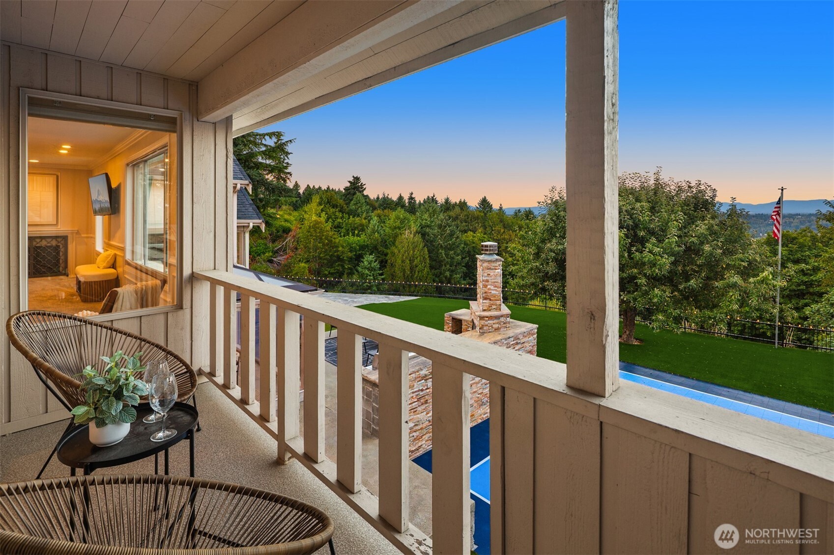 412 Hi Crest Drive