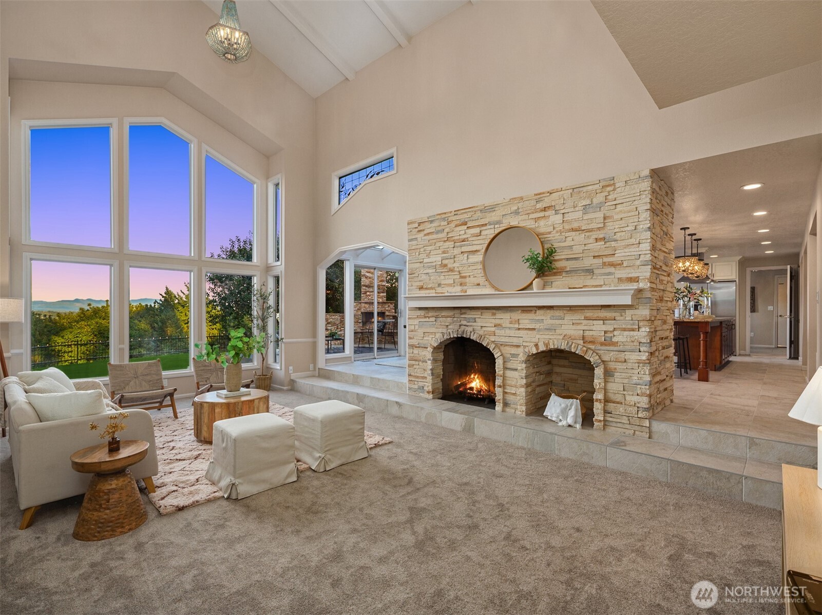412 Hi Crest Drive
