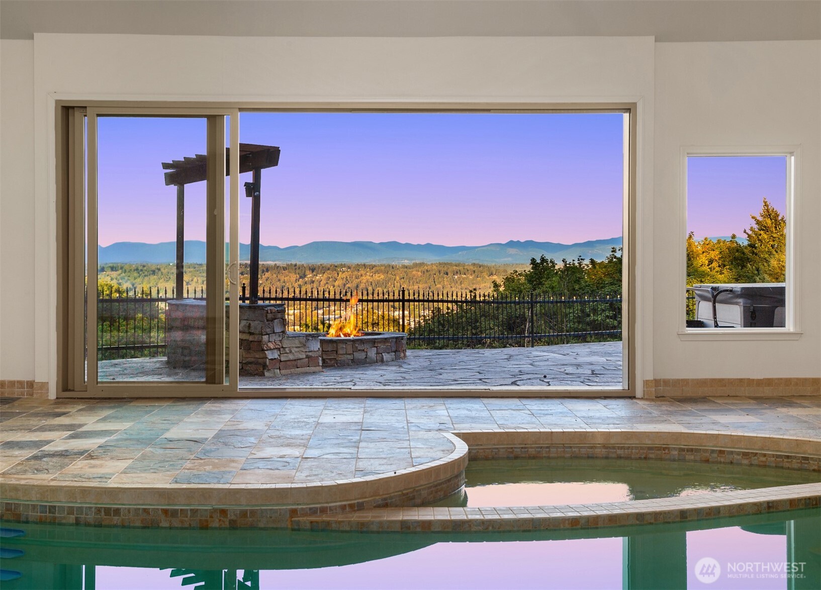 412 Hi Crest Drive