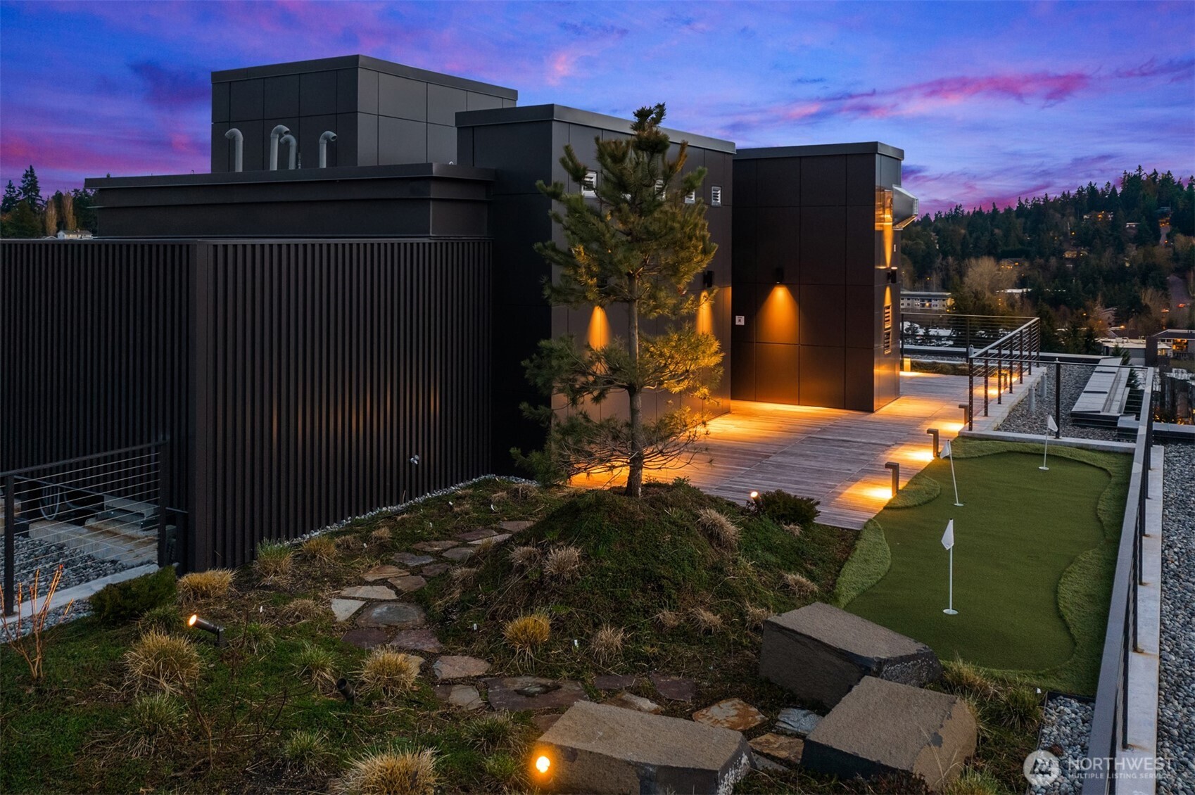 8 100th Avenue NE Unit: 201