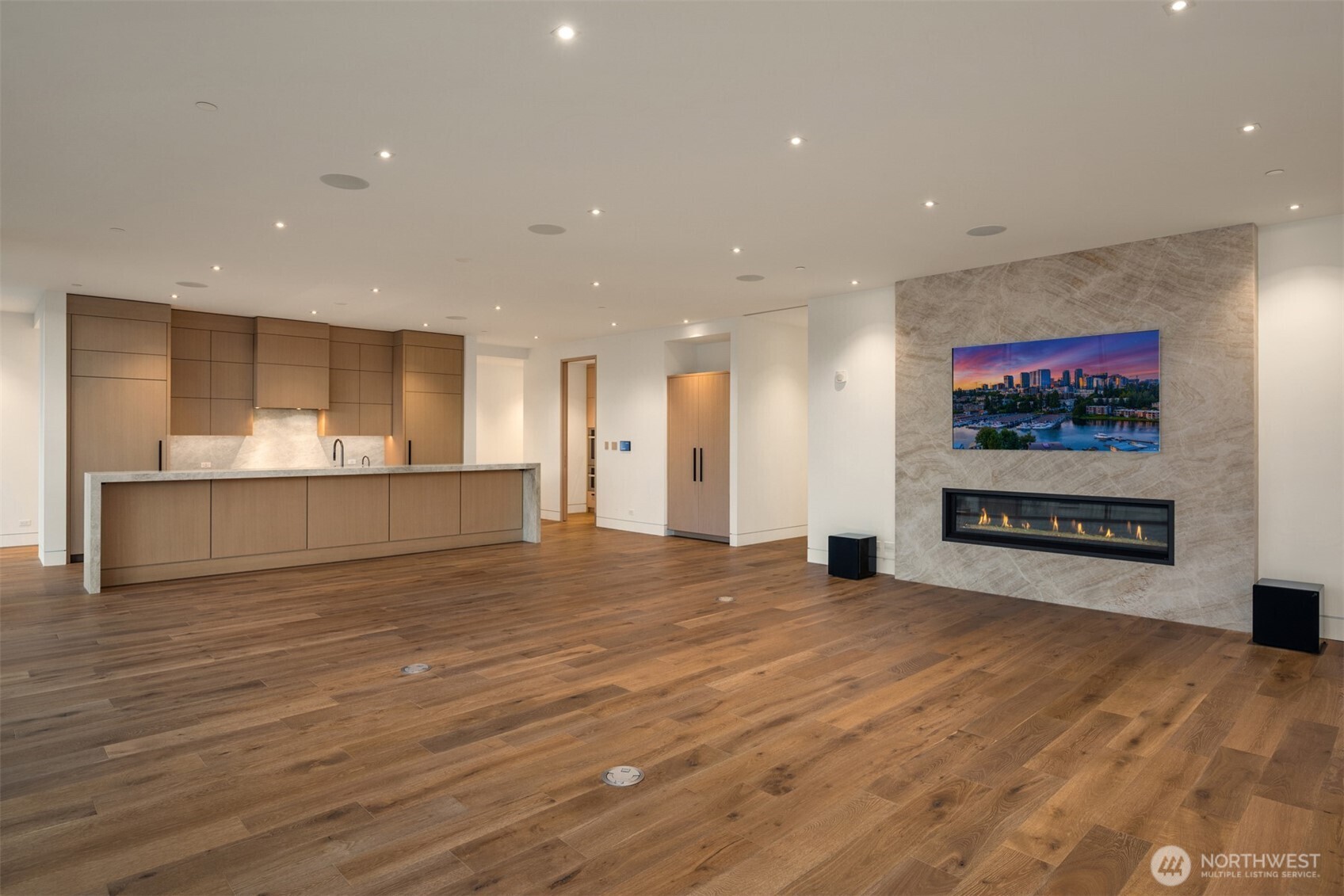 8 100th Avenue NE Unit: 201