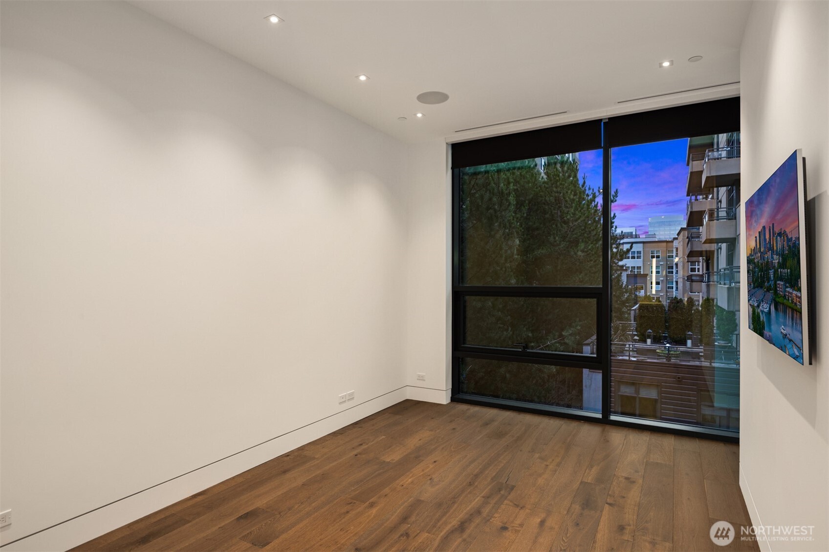 8 100th Avenue NE Unit: 201