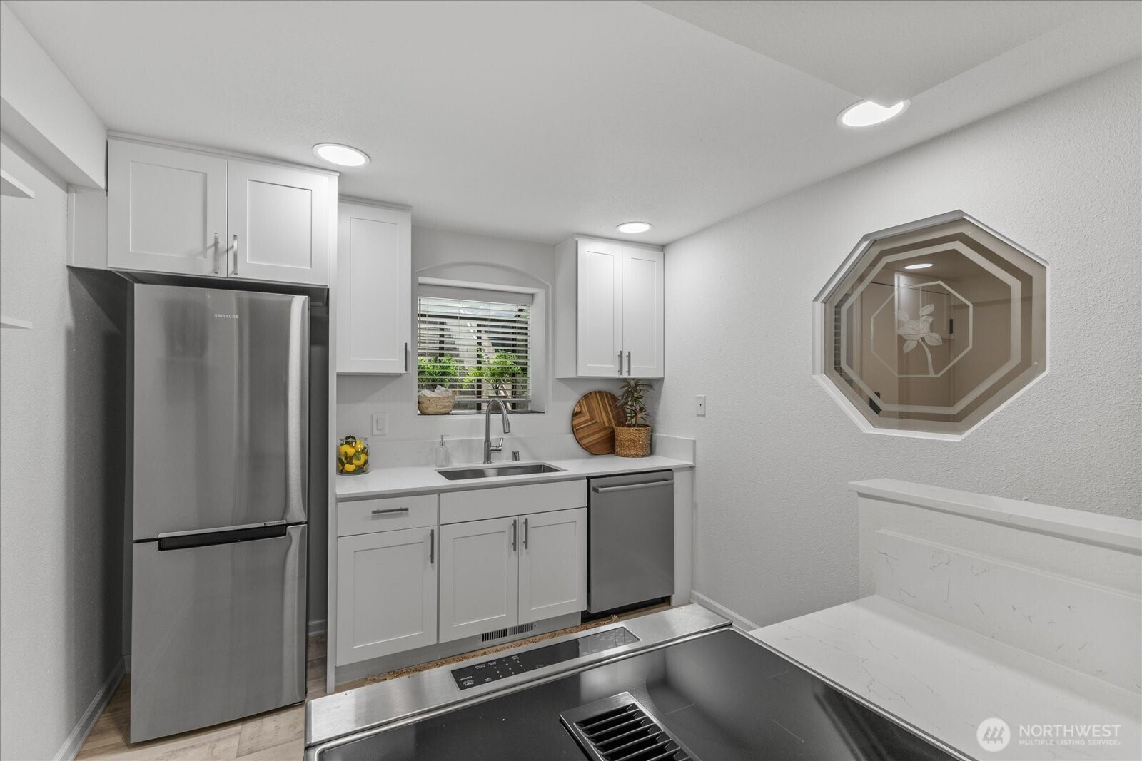 3921 108th Avenue NE Unit: A101