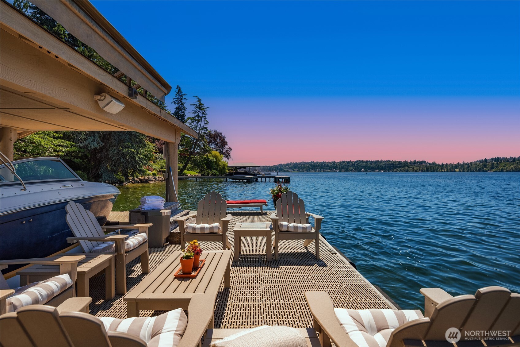 415 Shoreland Drive SE