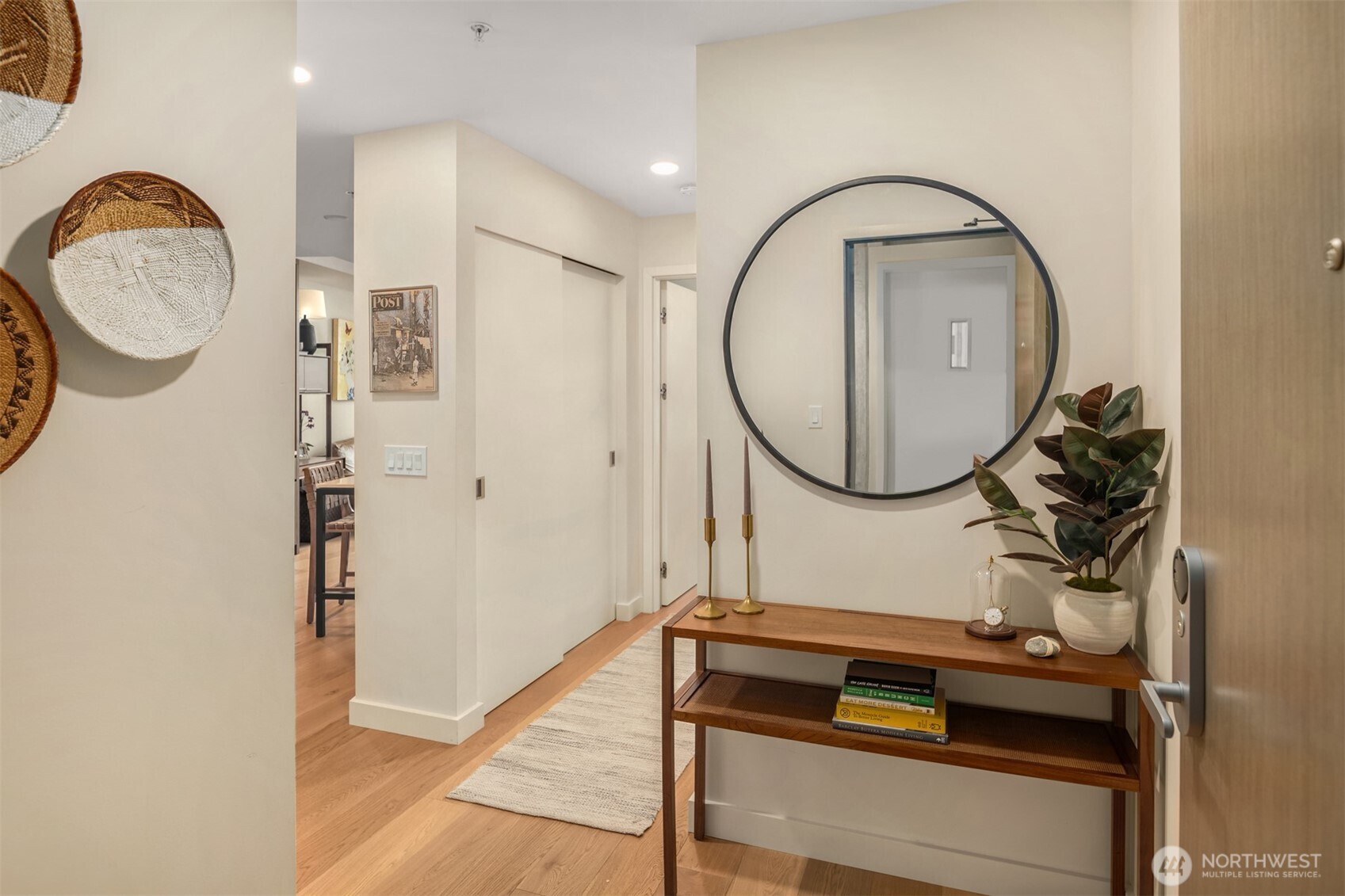 121 Stewart Street Unit: 1602