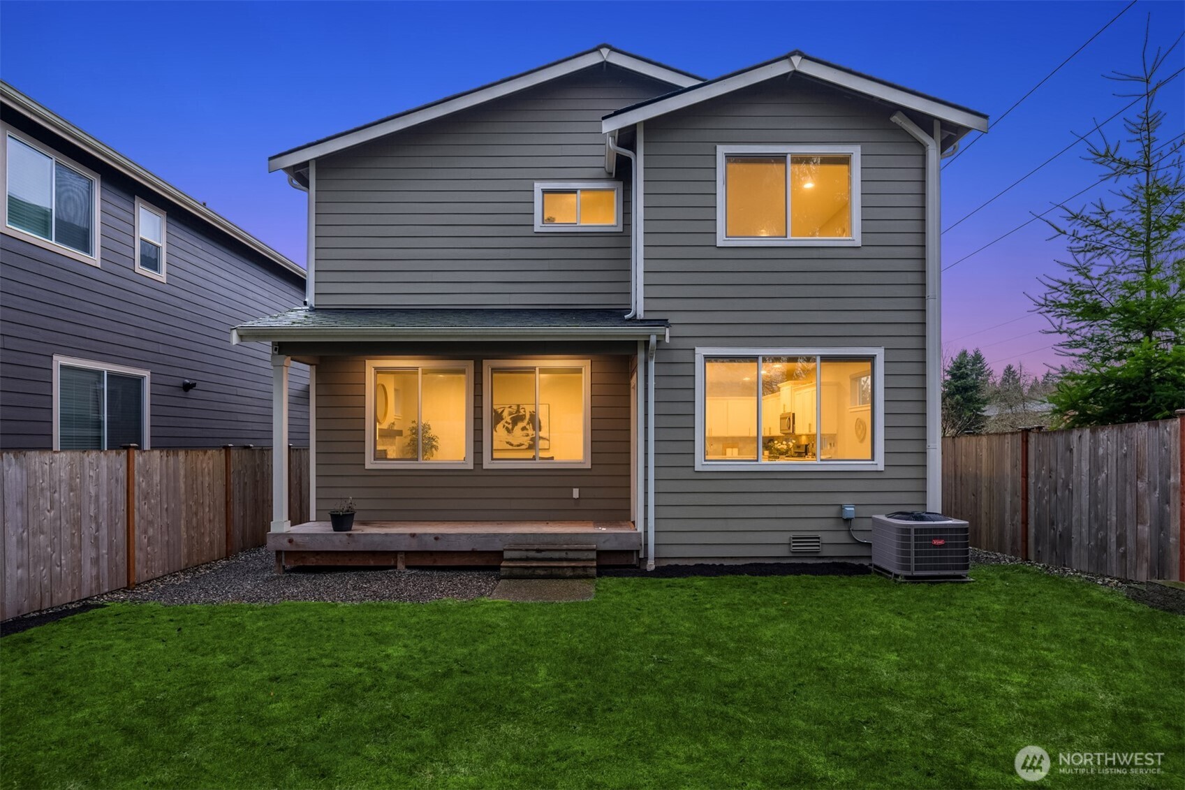 18627 Meridian Place W