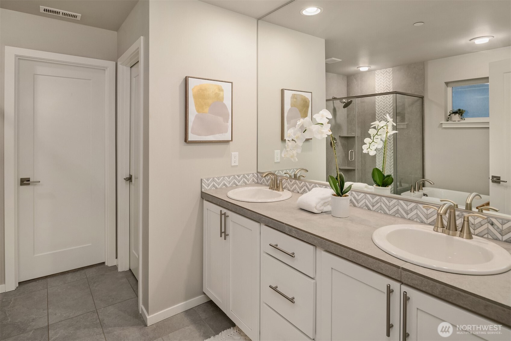 18627 Meridian Place W