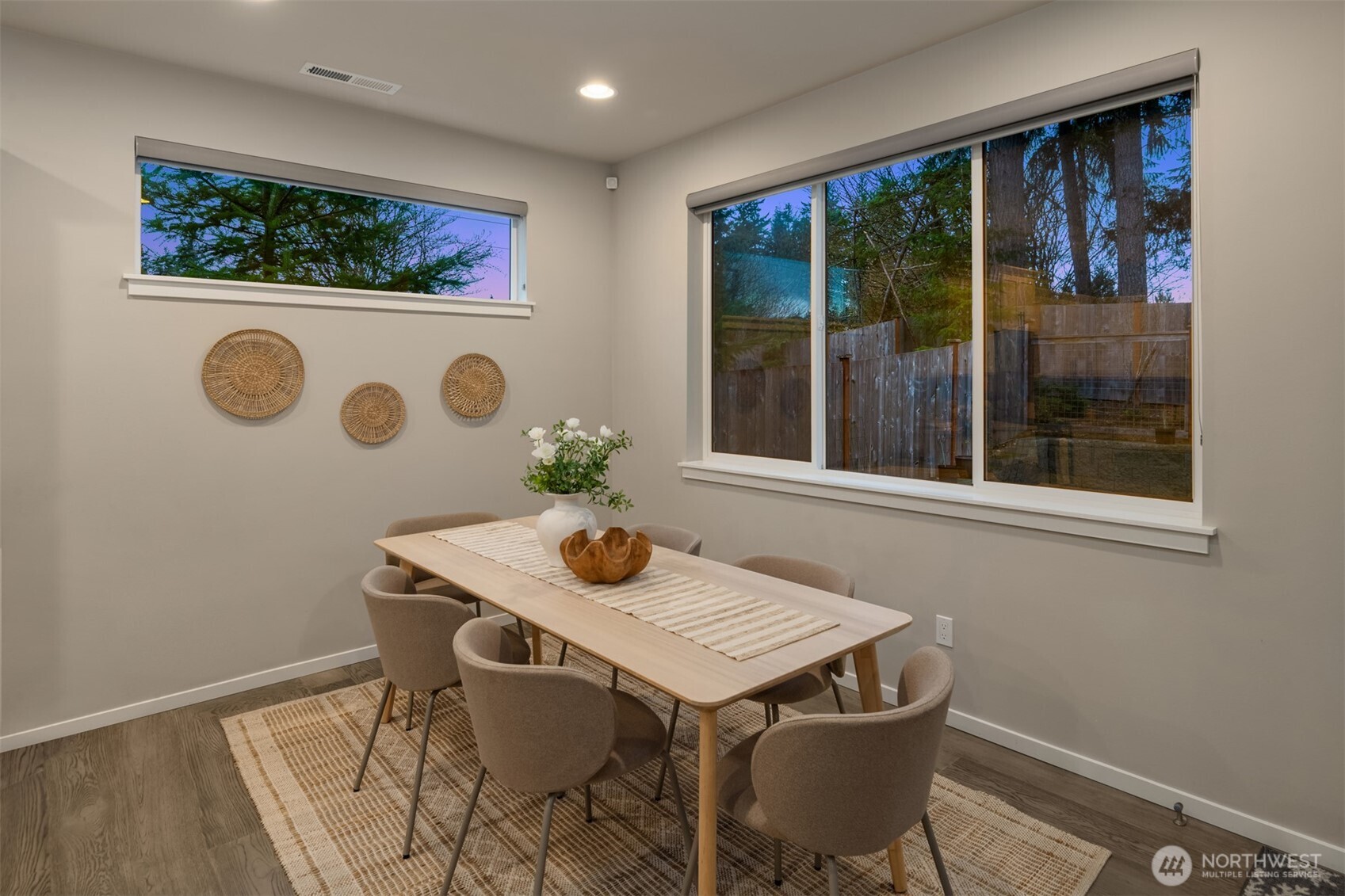 18627 Meridian Place W