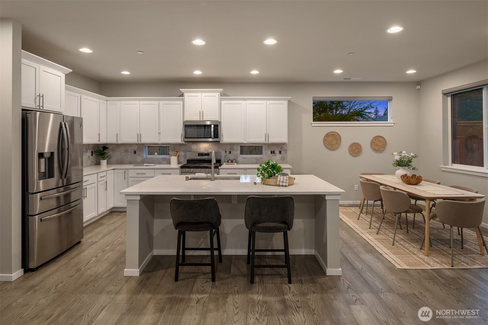 18627 Meridian Place W