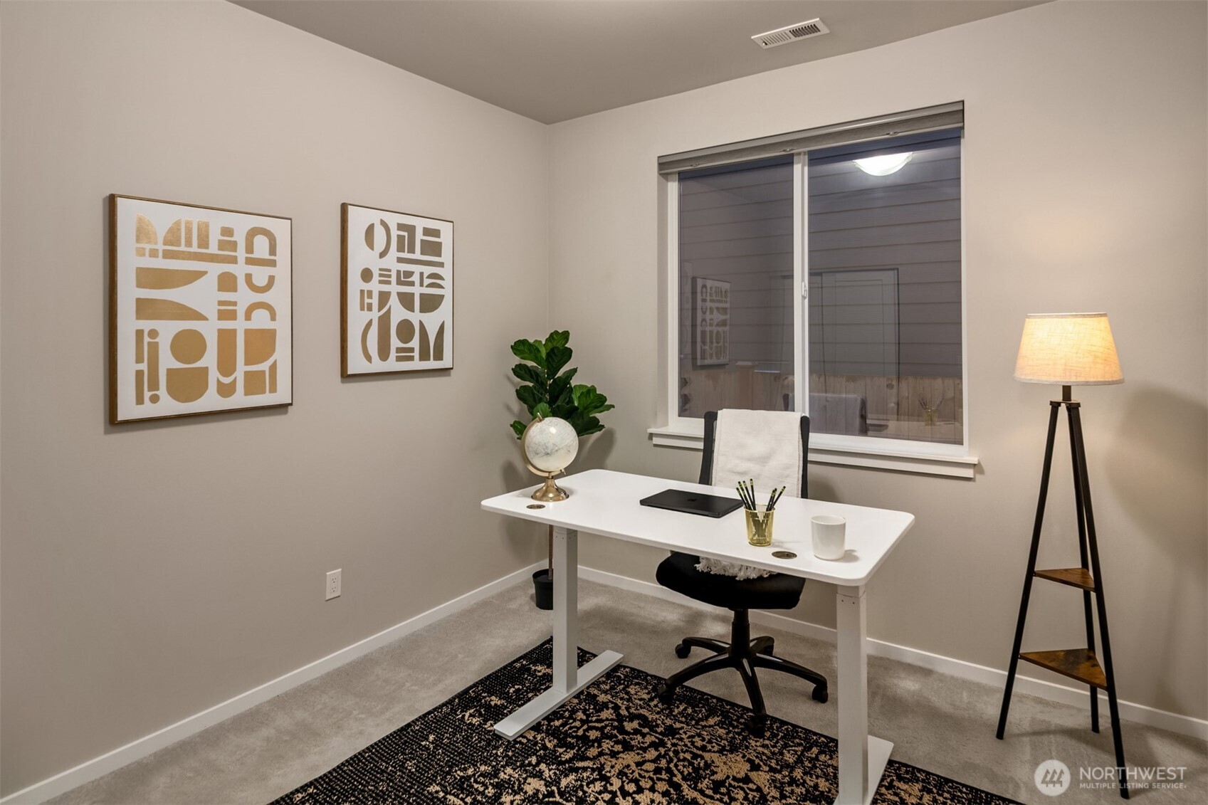 18627 Meridian Place W