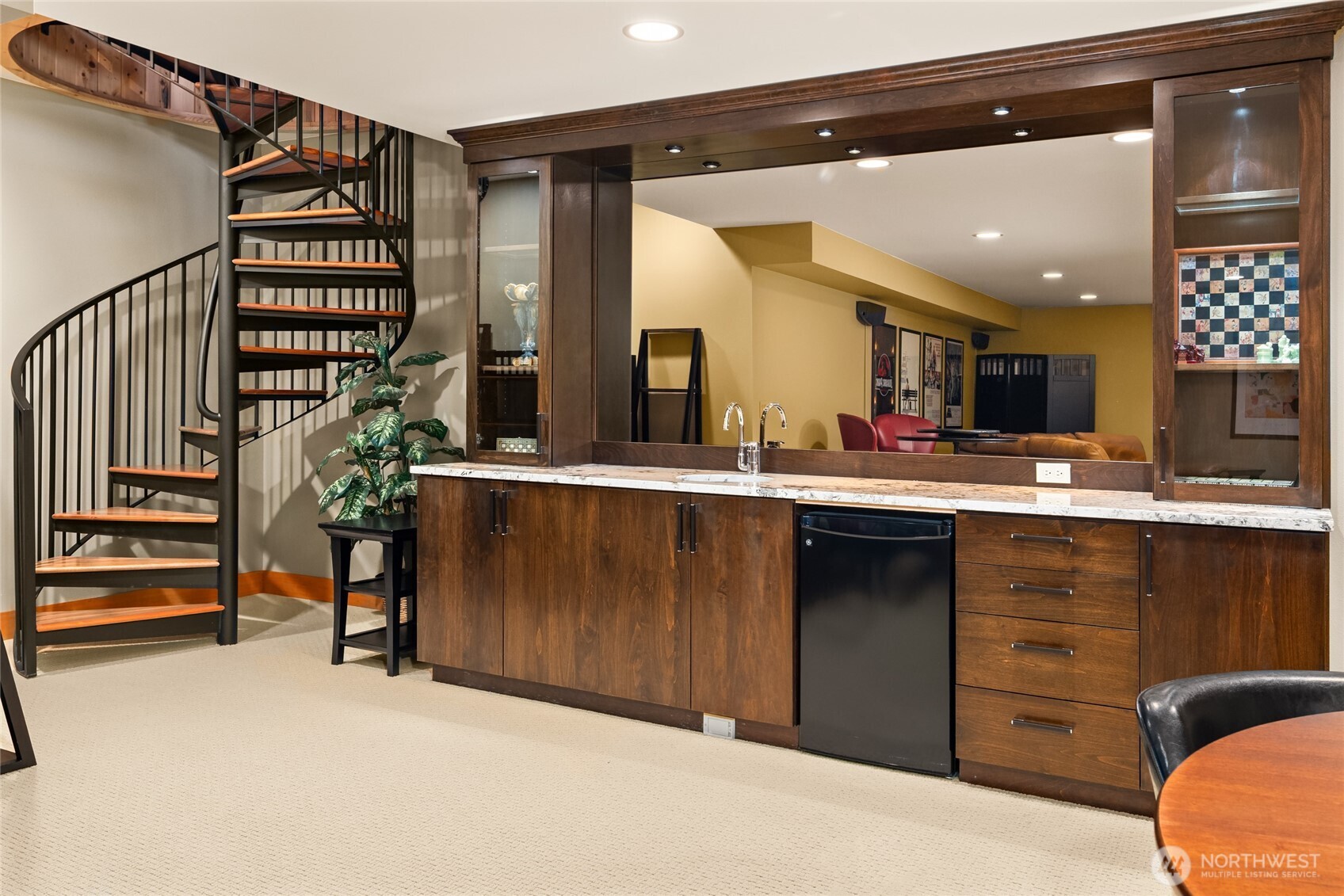 15550 Sandy Hook Rd NE