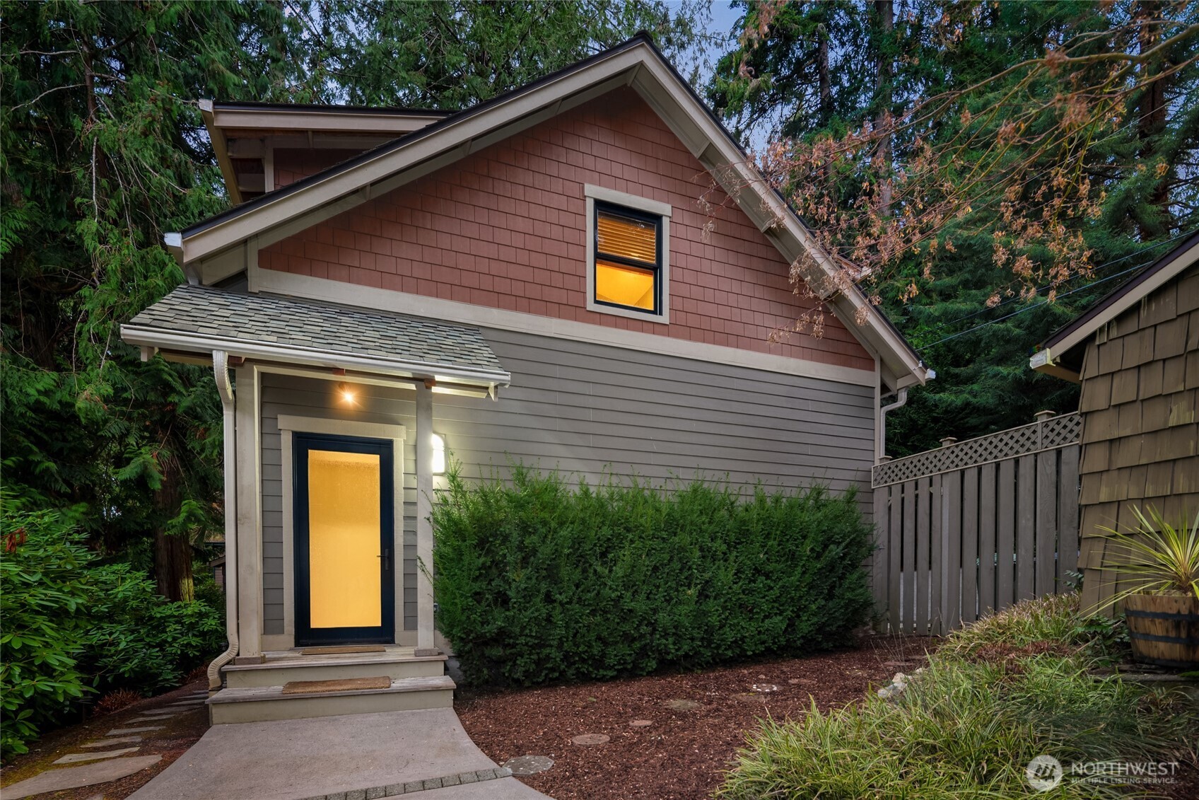 15550 Sandy Hook Rd NE