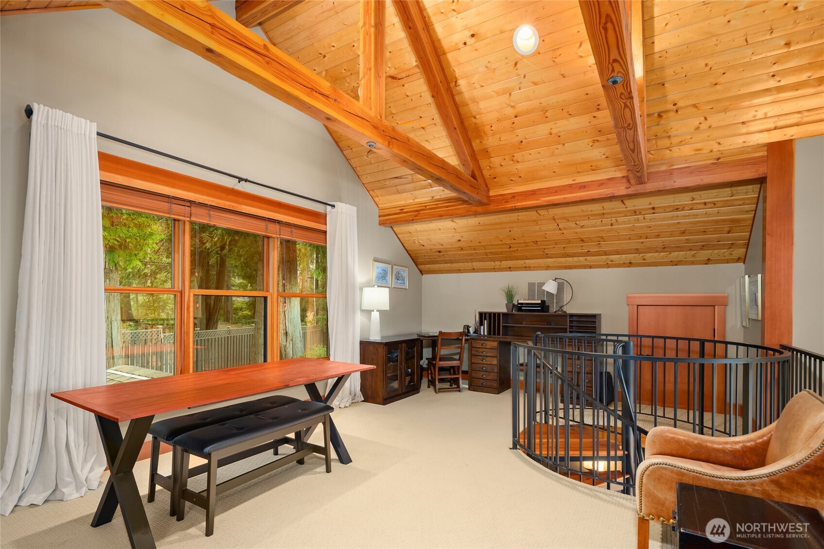 15550 Sandy Hook Rd NE