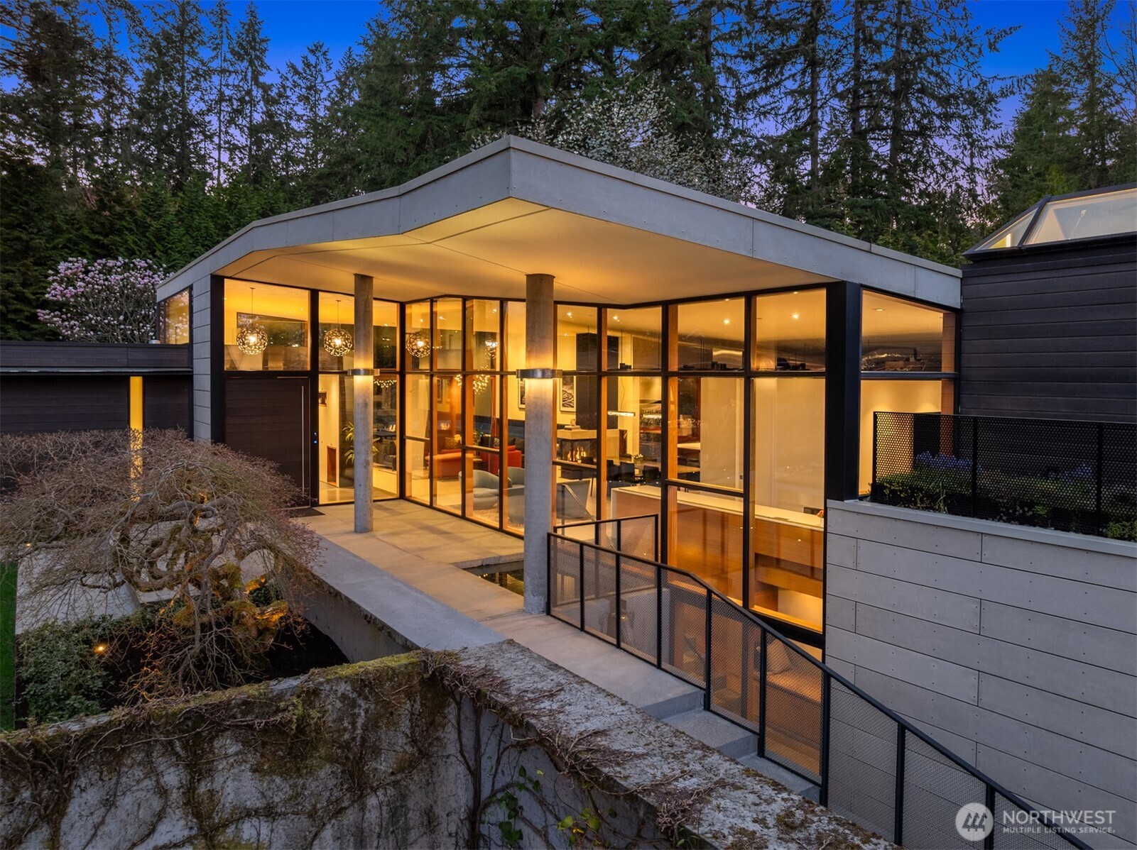 4445 140th Avenue NE