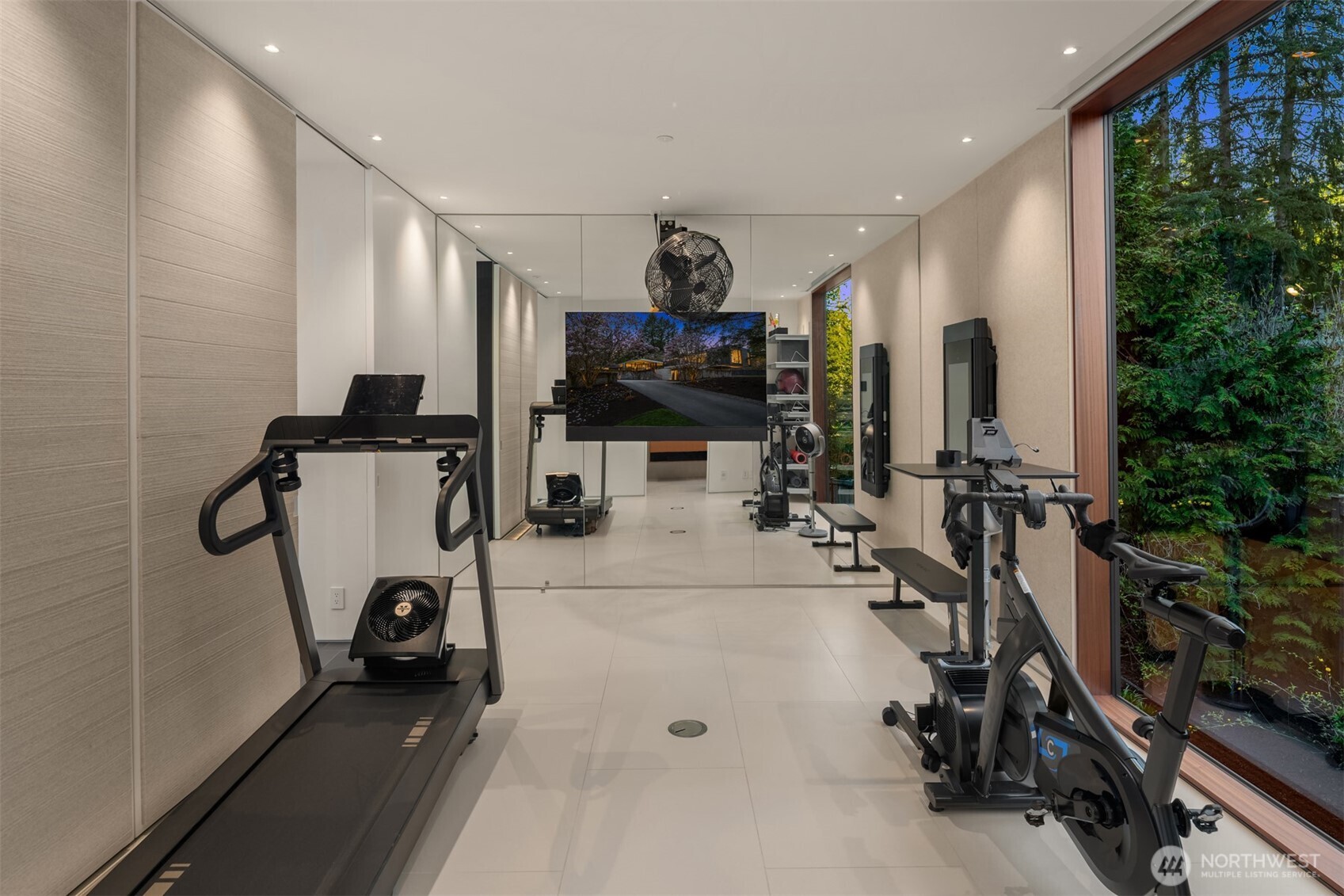 4445 140th Avenue NE