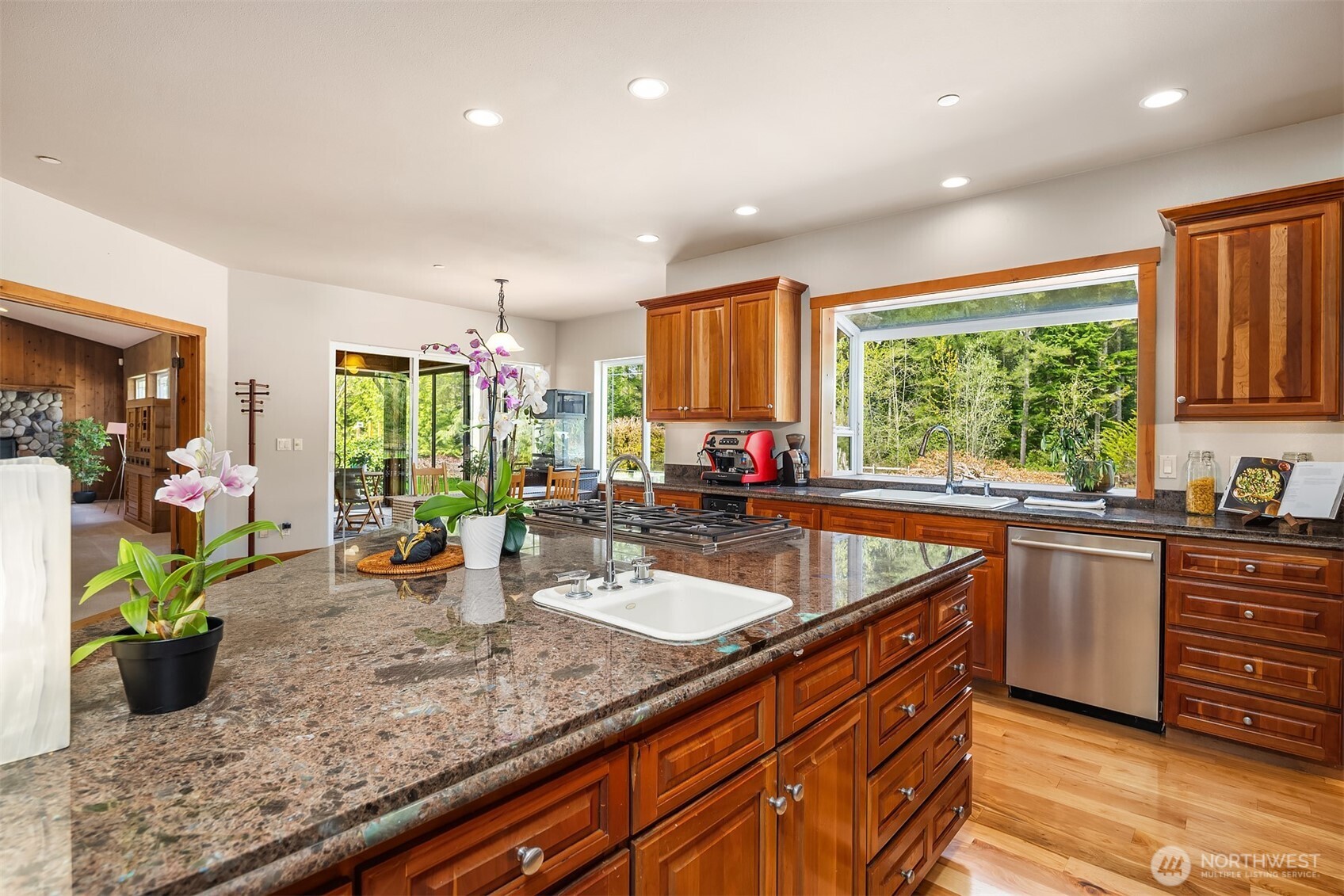 7828 Tolt Highlands Road NE