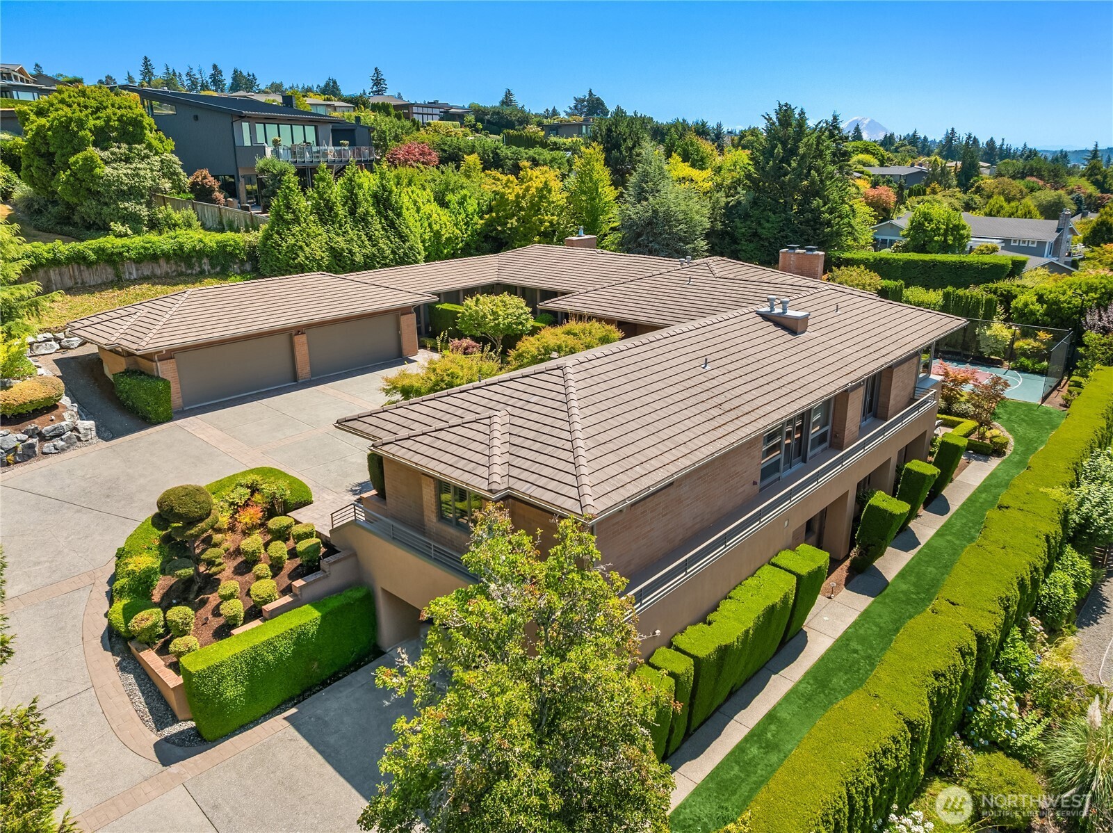 8635 NE 19th Place